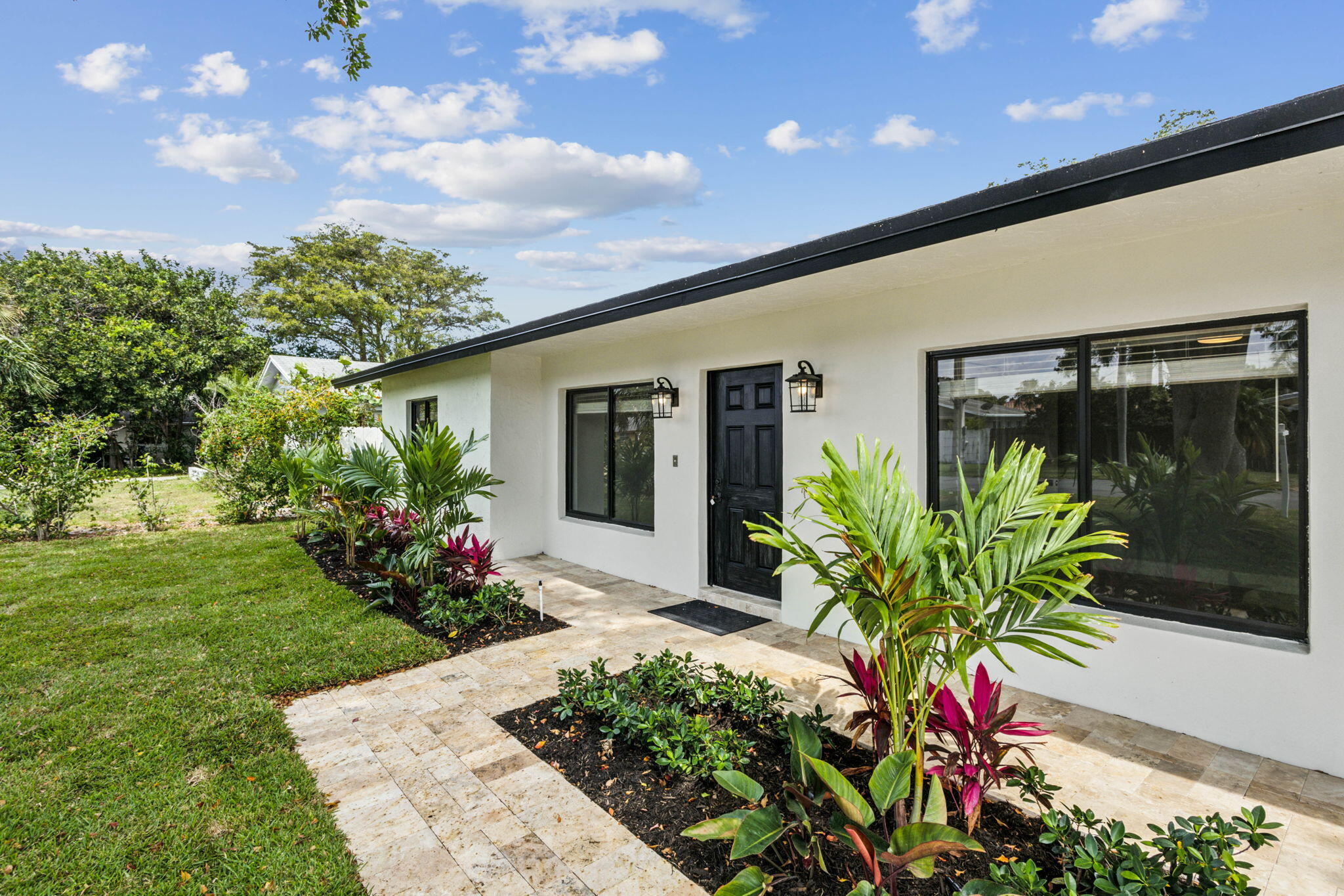 521 Curlew Road