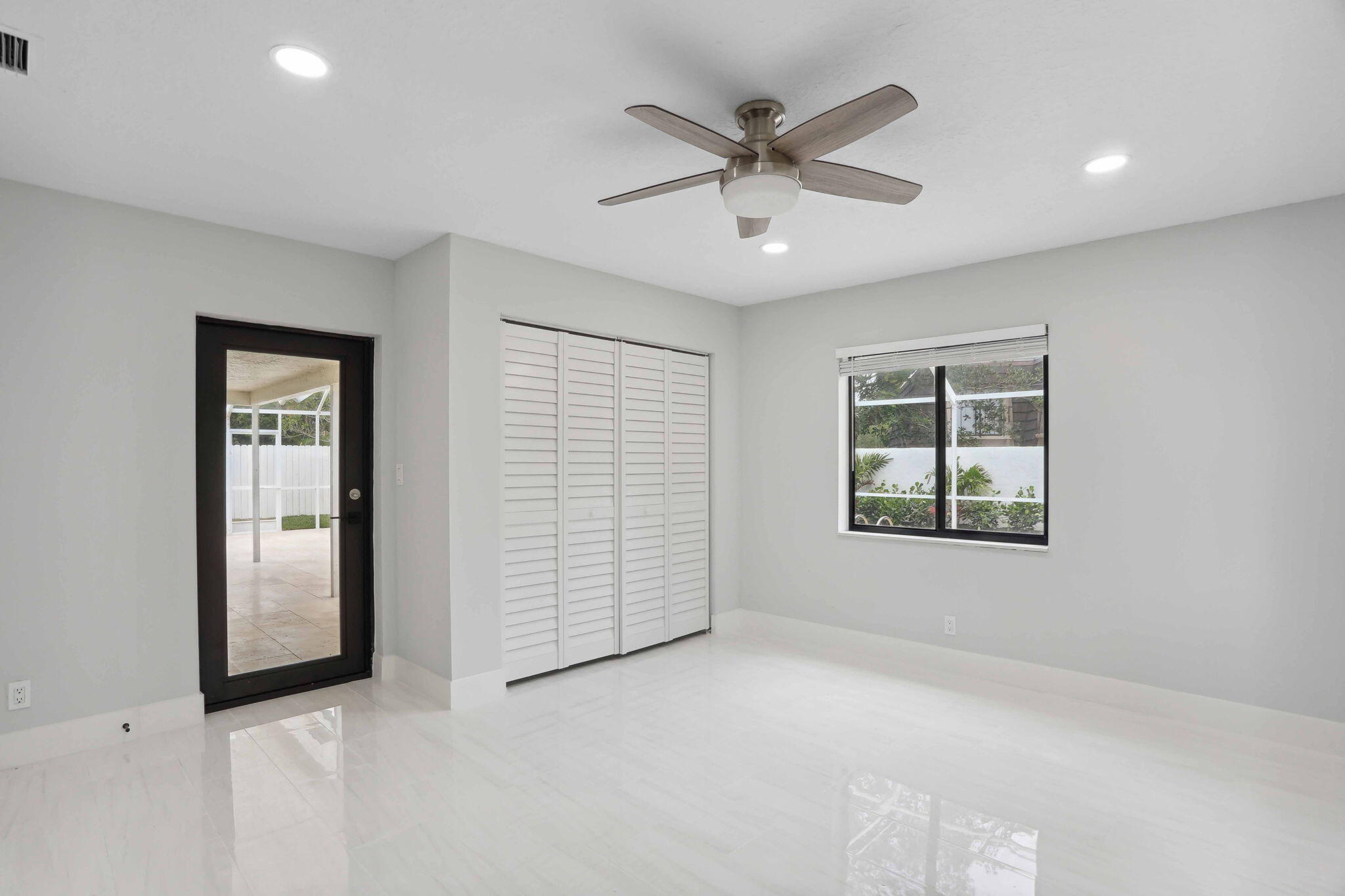 521 Curlew Road