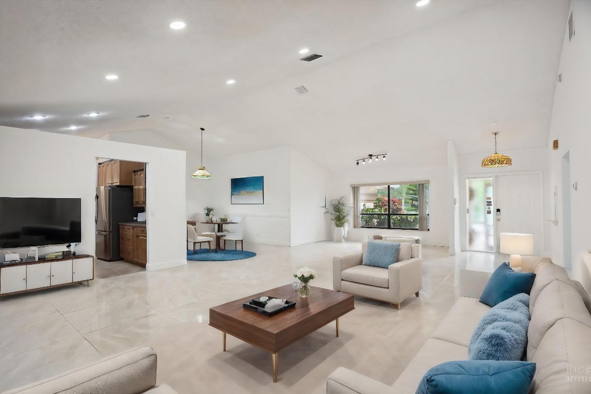 9804 El Clair Ranch Road