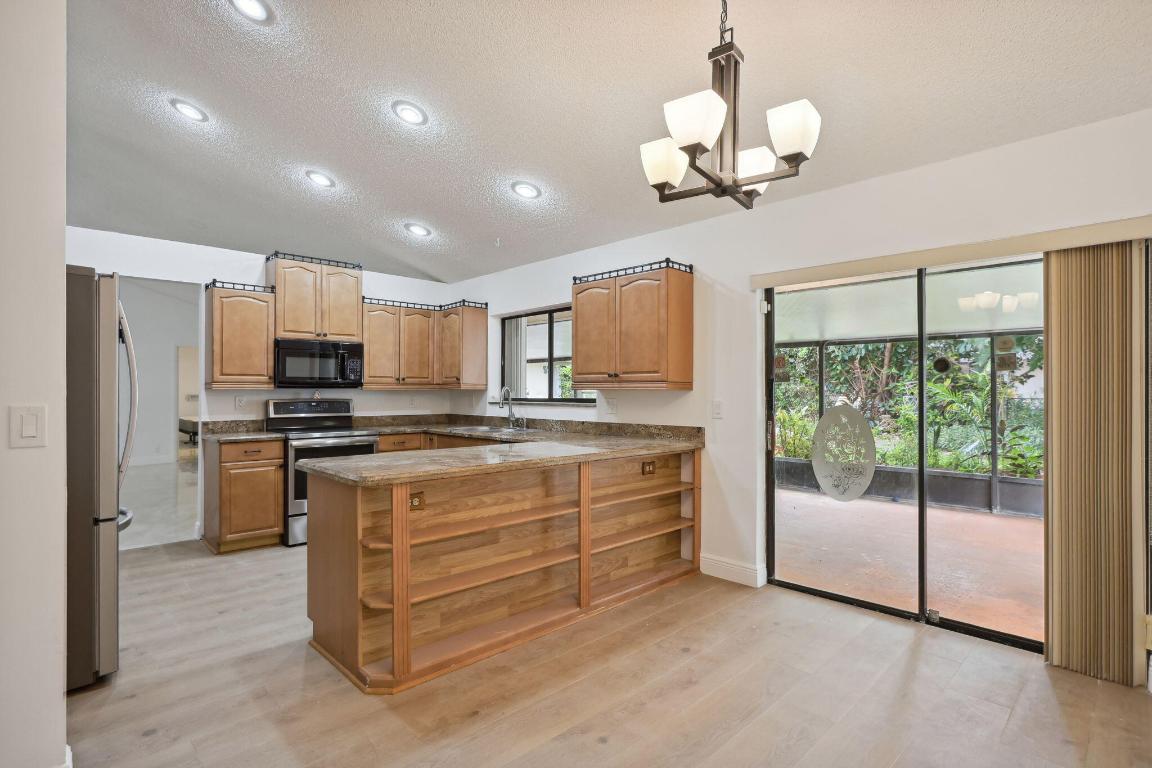 9804 El Clair Ranch Road