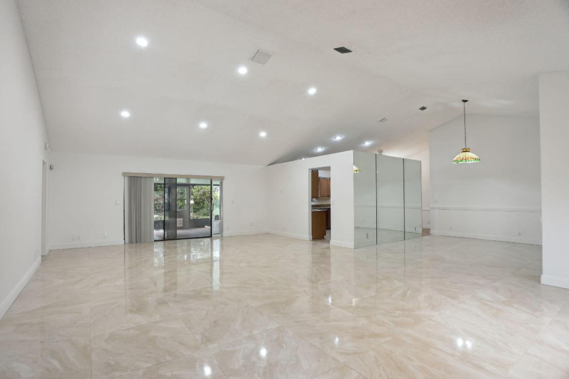 9804 El Clair Ranch Road