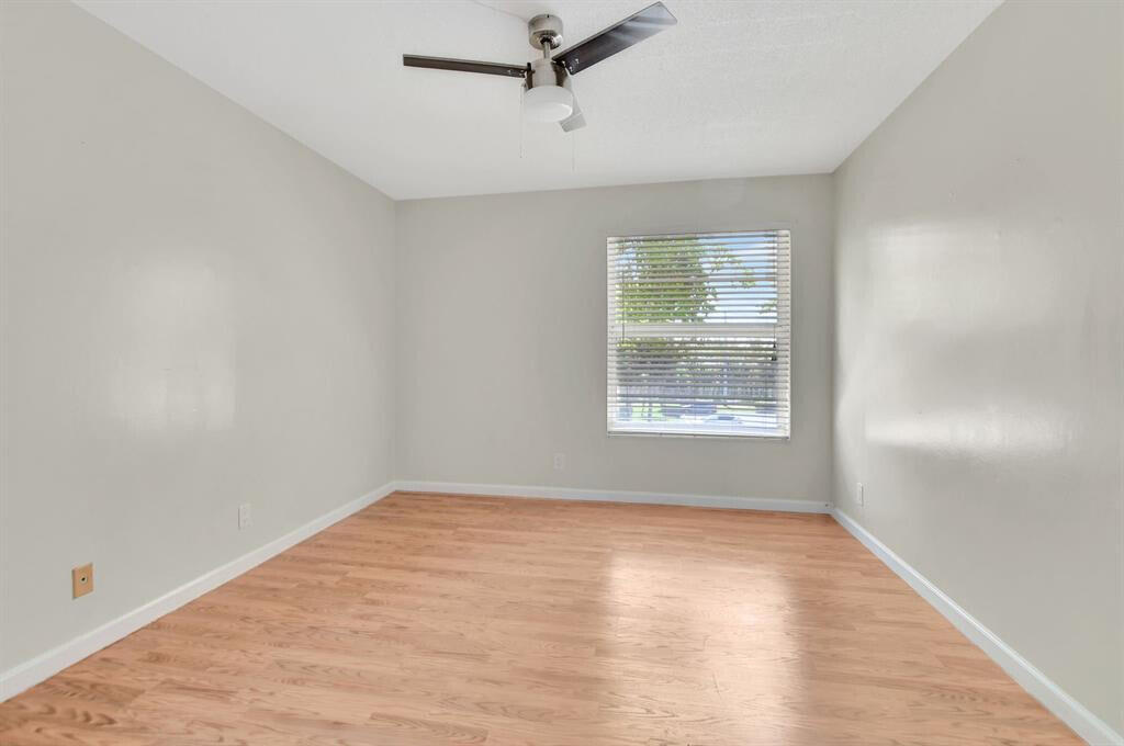 470 NW 20th Street 3050