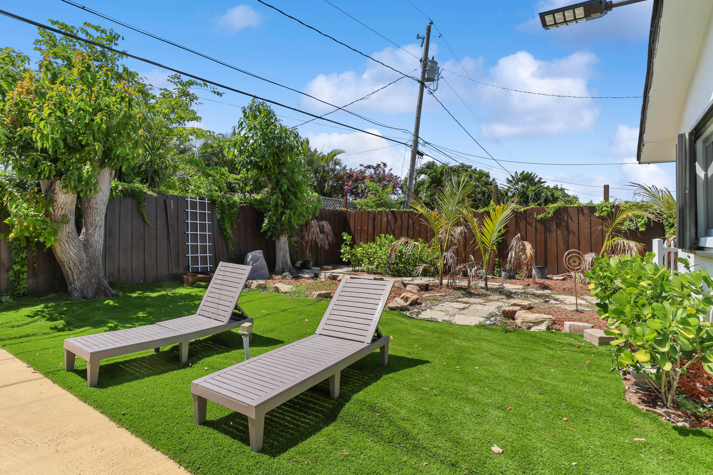 2815 SE 1st Court