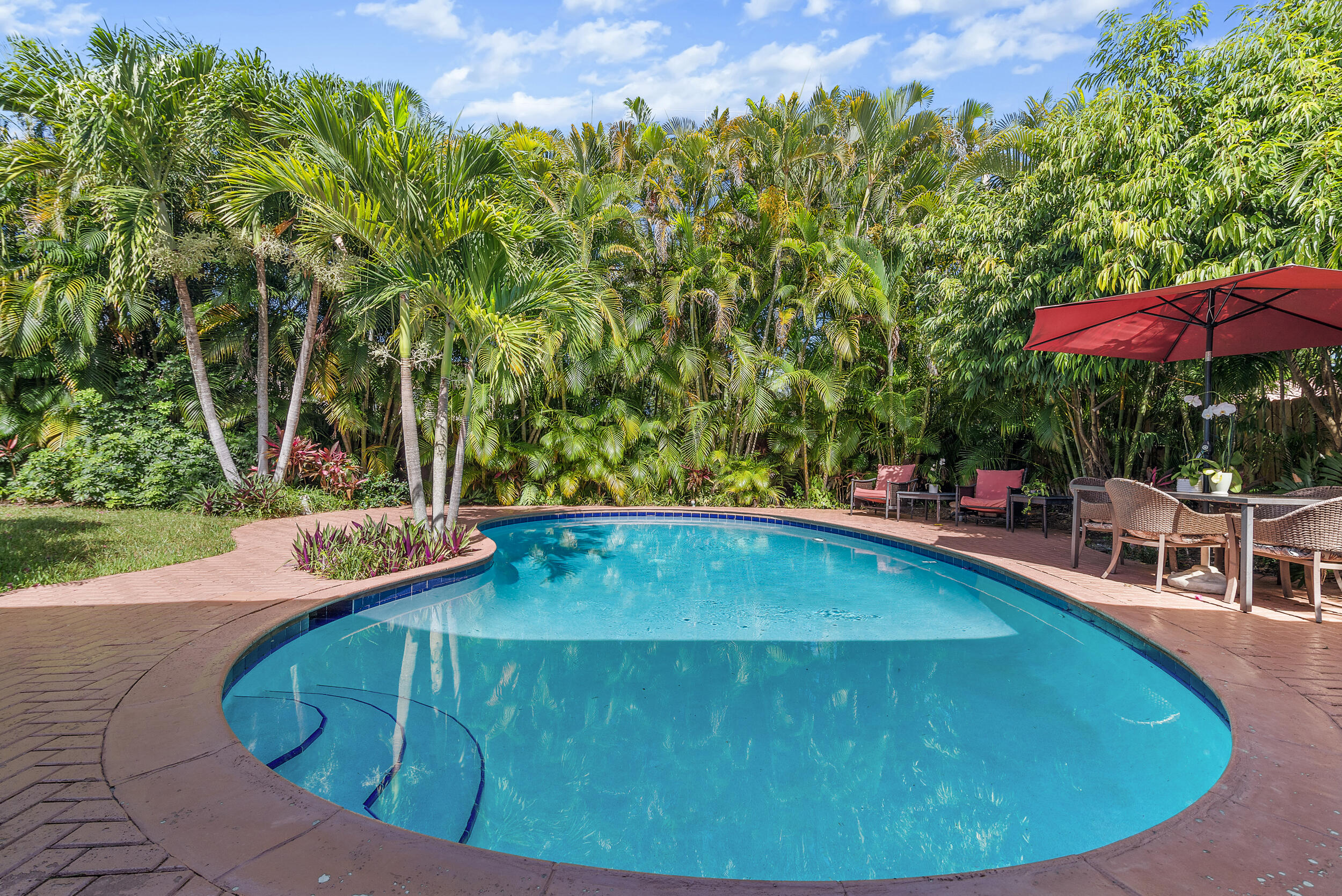 450 NW 14th Avenue