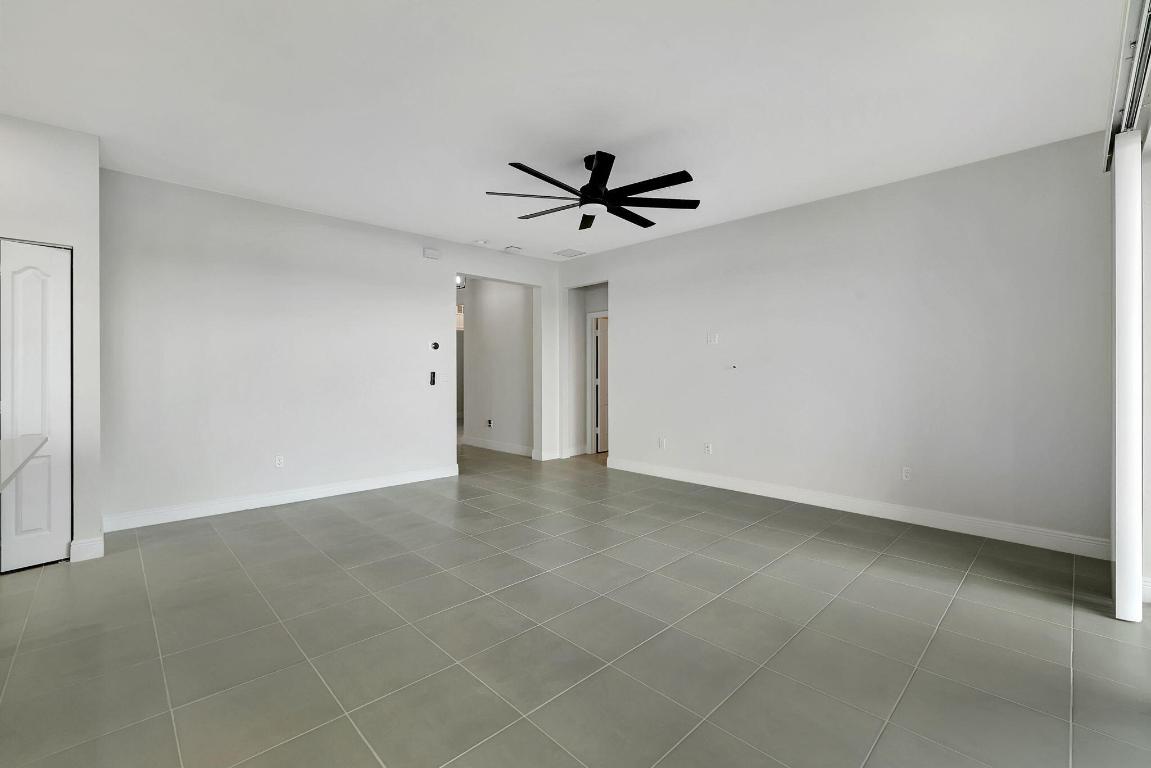 8271 NW Greenbank Circle