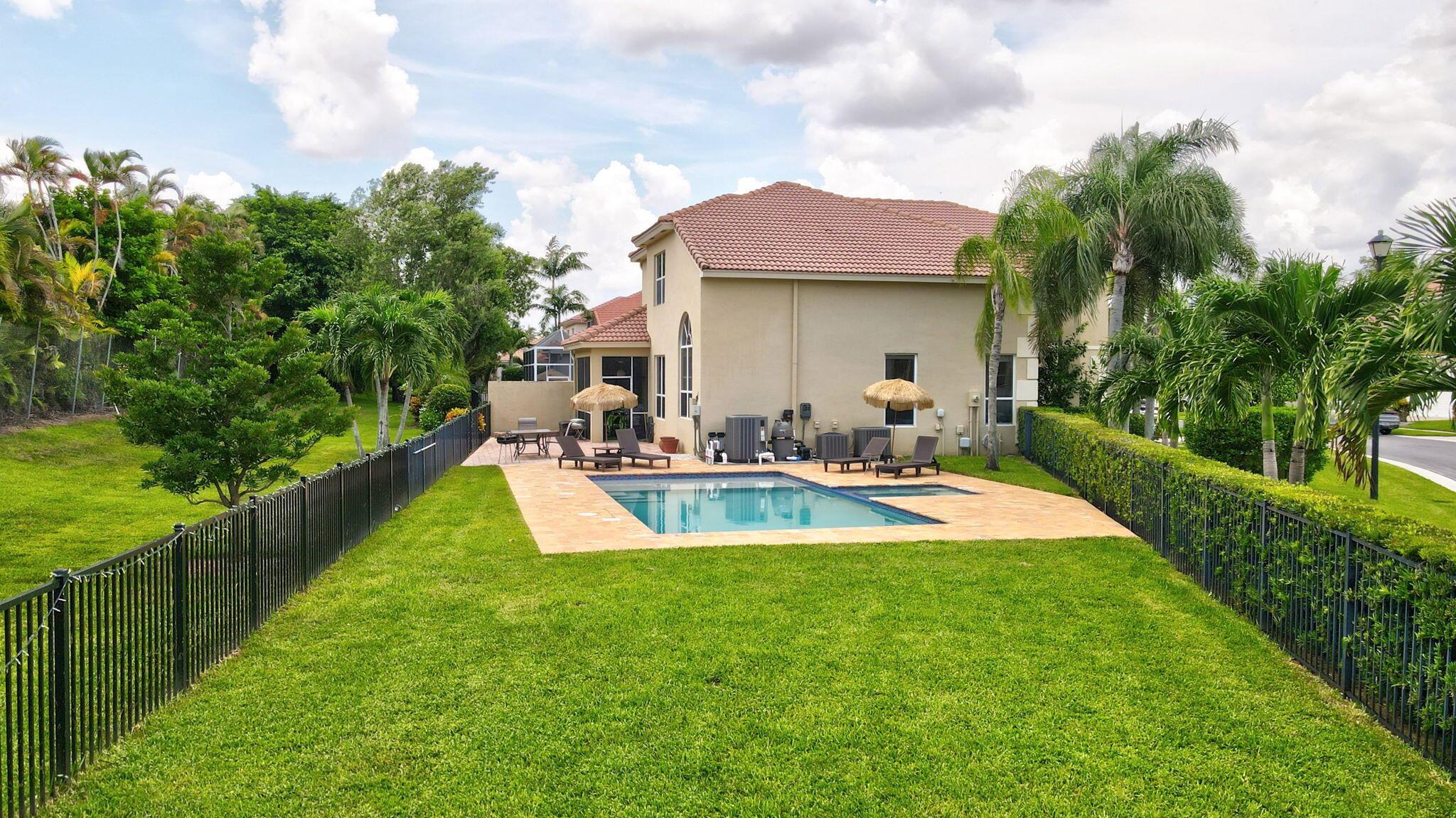 5755 Via De La Plata Circle