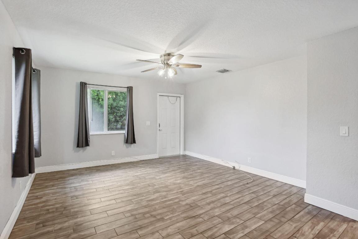 2227 NE 3rd Avenue 2