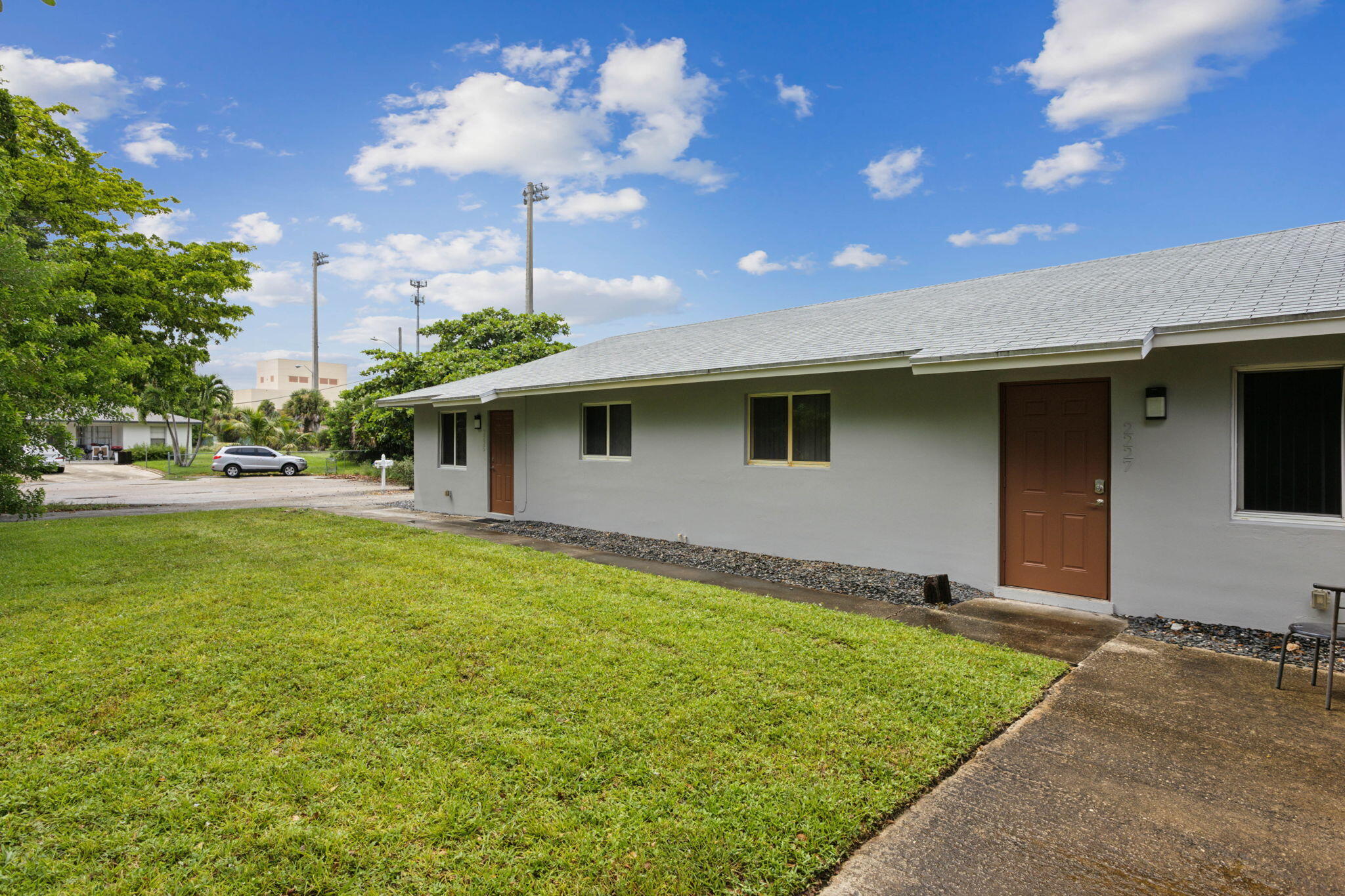 2227 NE 3rd Avenue 2