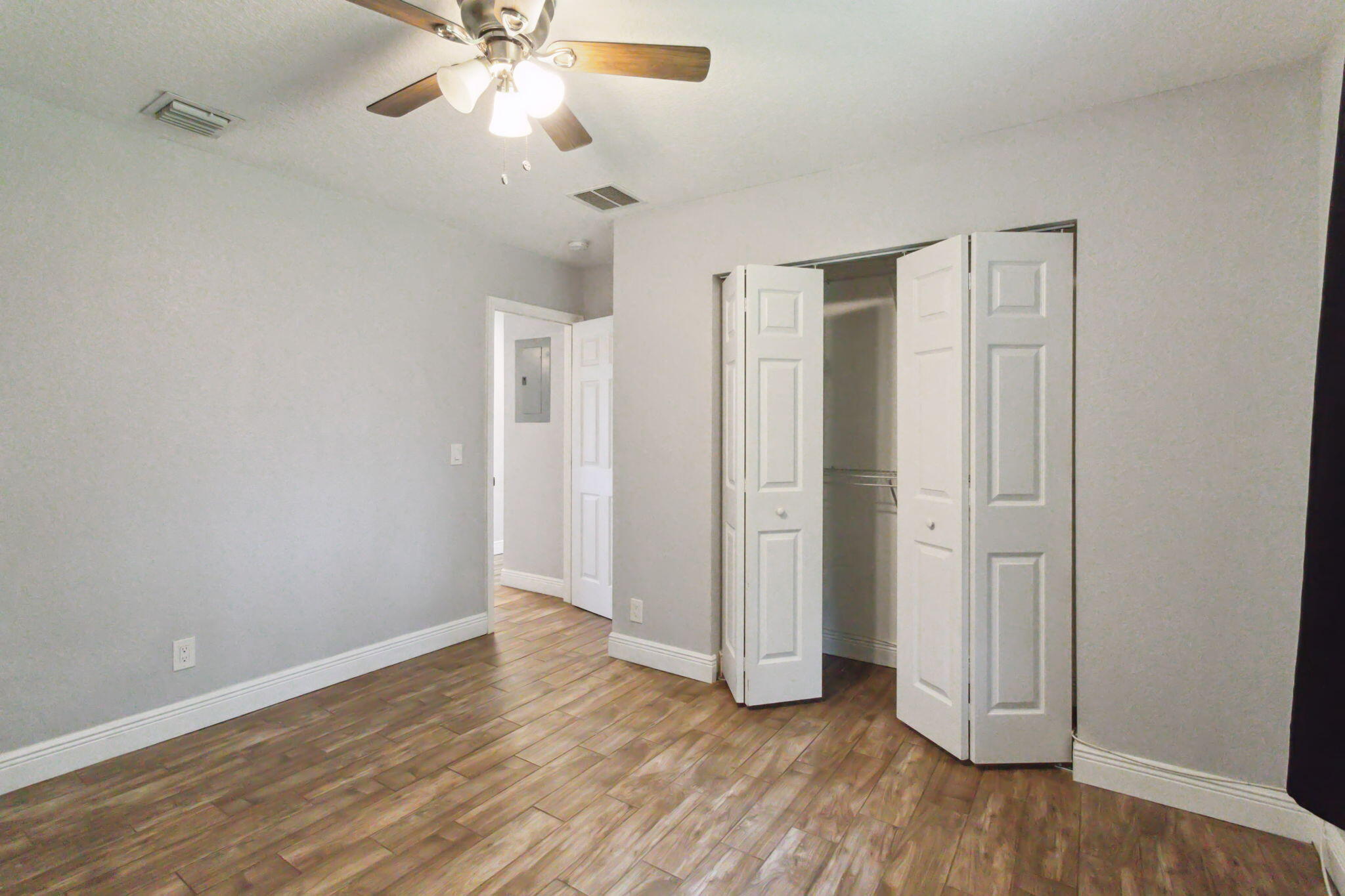 2227 NE 3rd Avenue 2