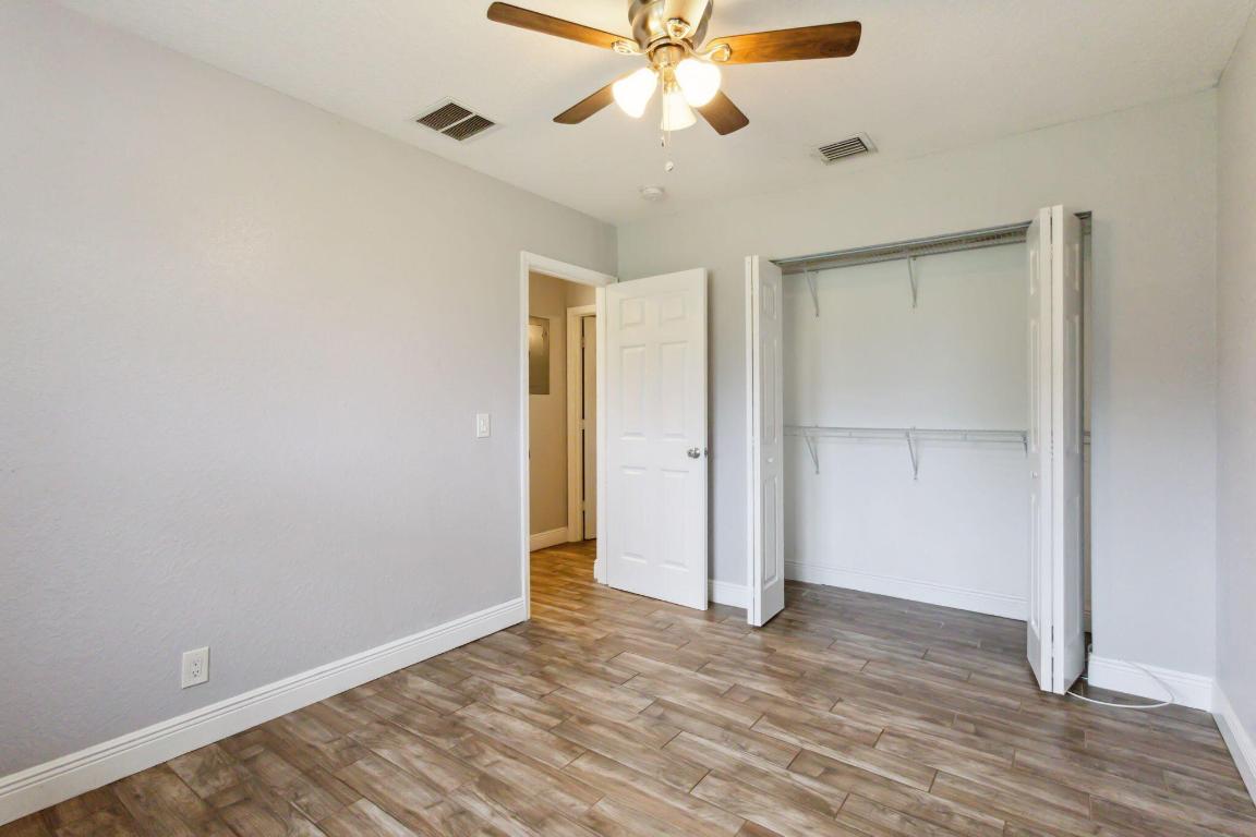 2227 NE 3rd Avenue 2