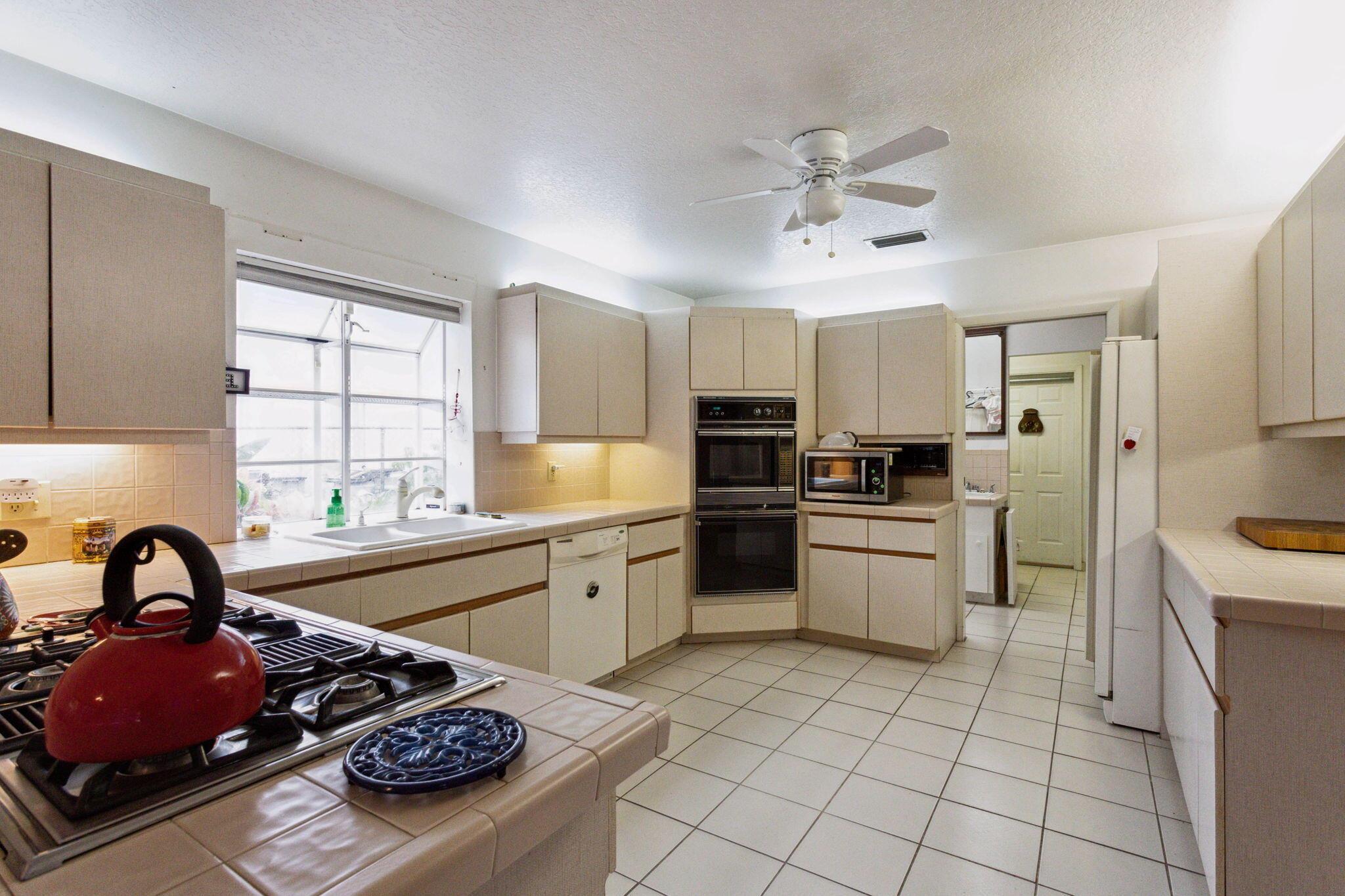 7699 E Country Club Boulevard