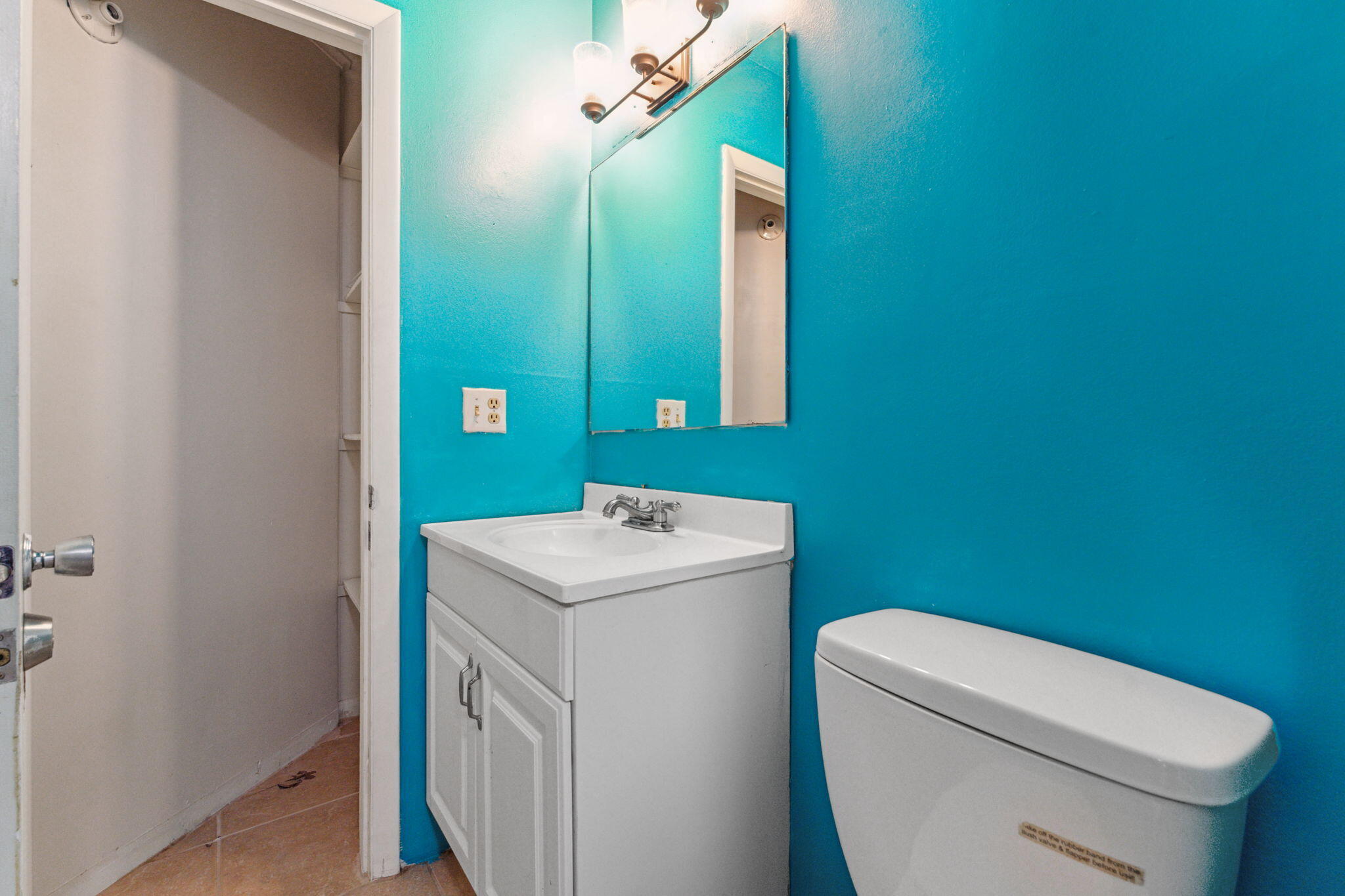 4194 Honeysuckle Avenue