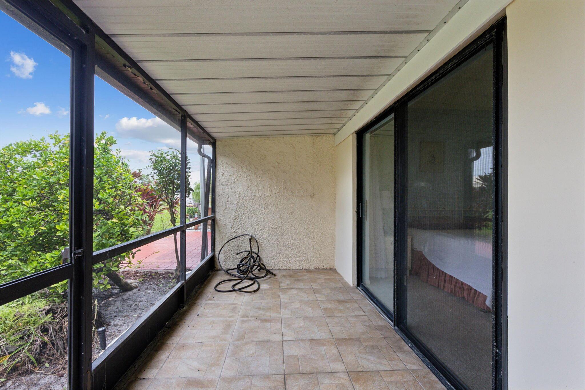 4482 Fountains Drive 4482