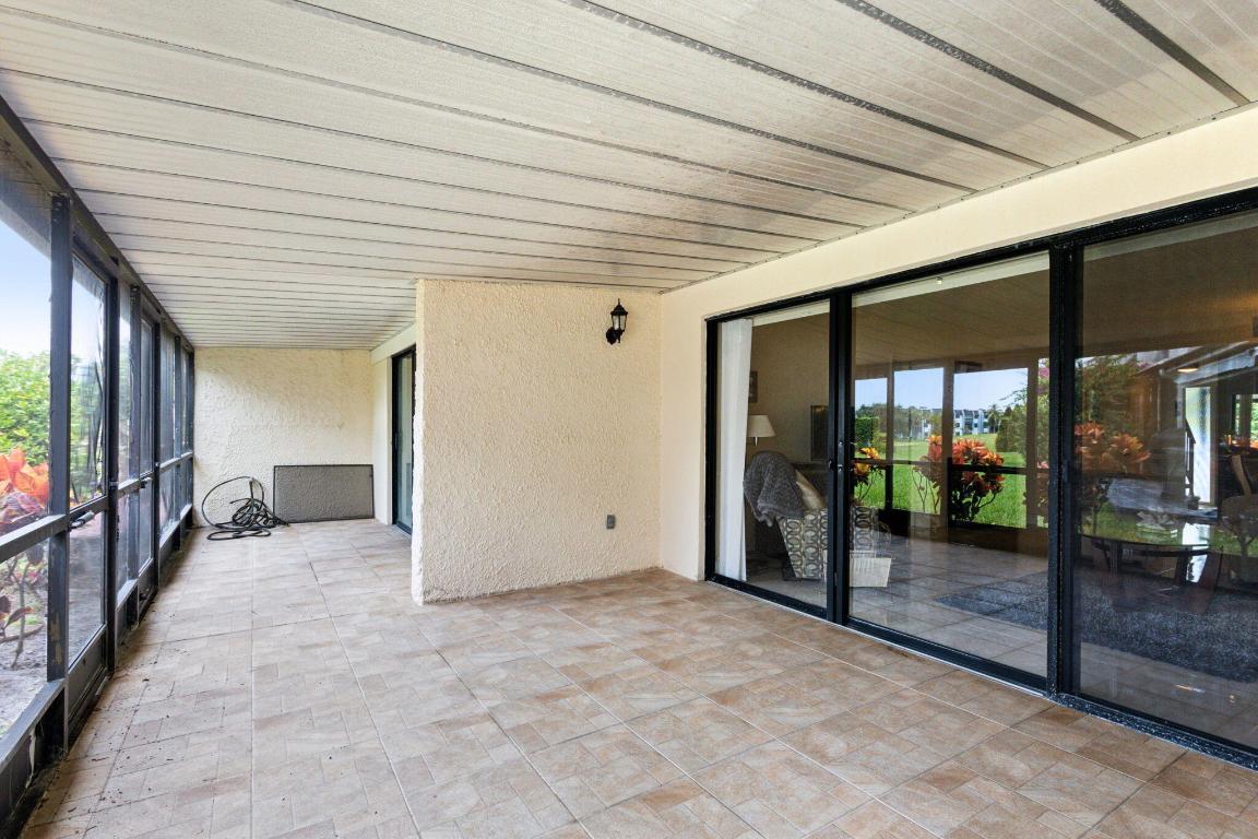 4482 Fountains Drive 4482