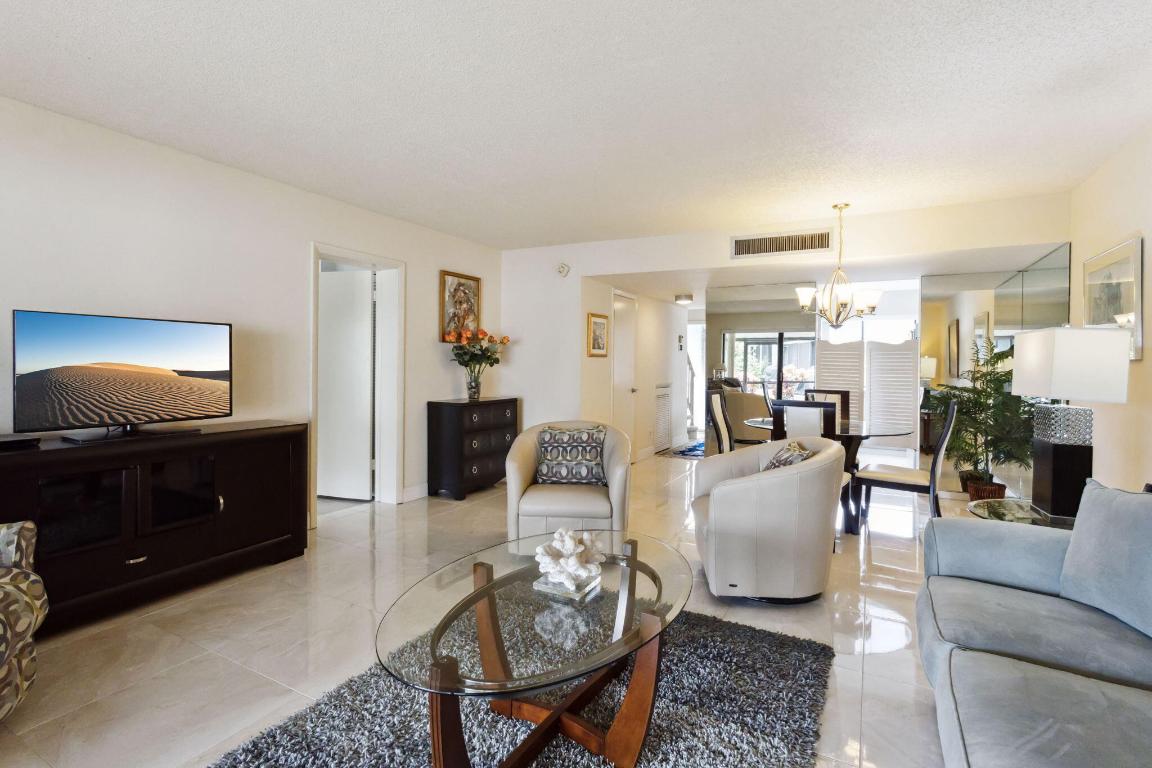 4482 Fountains Drive 4482