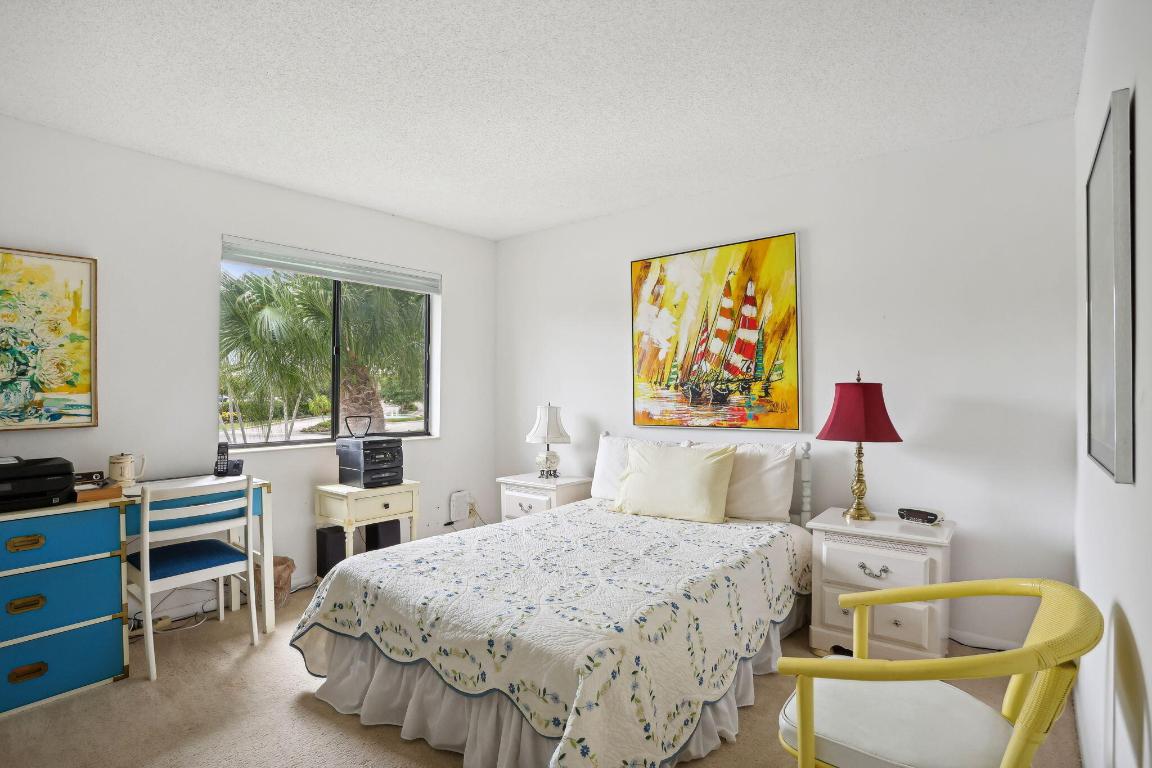 4482 Fountains Drive 4482