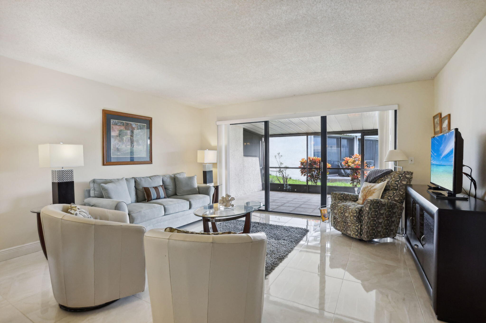 4482 Fountains Drive 4482