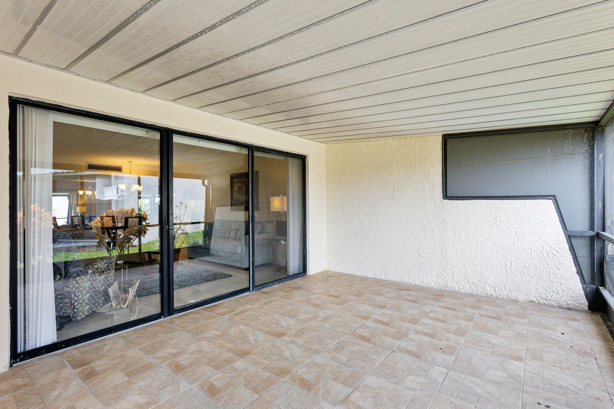 4482 Fountains Drive 4482