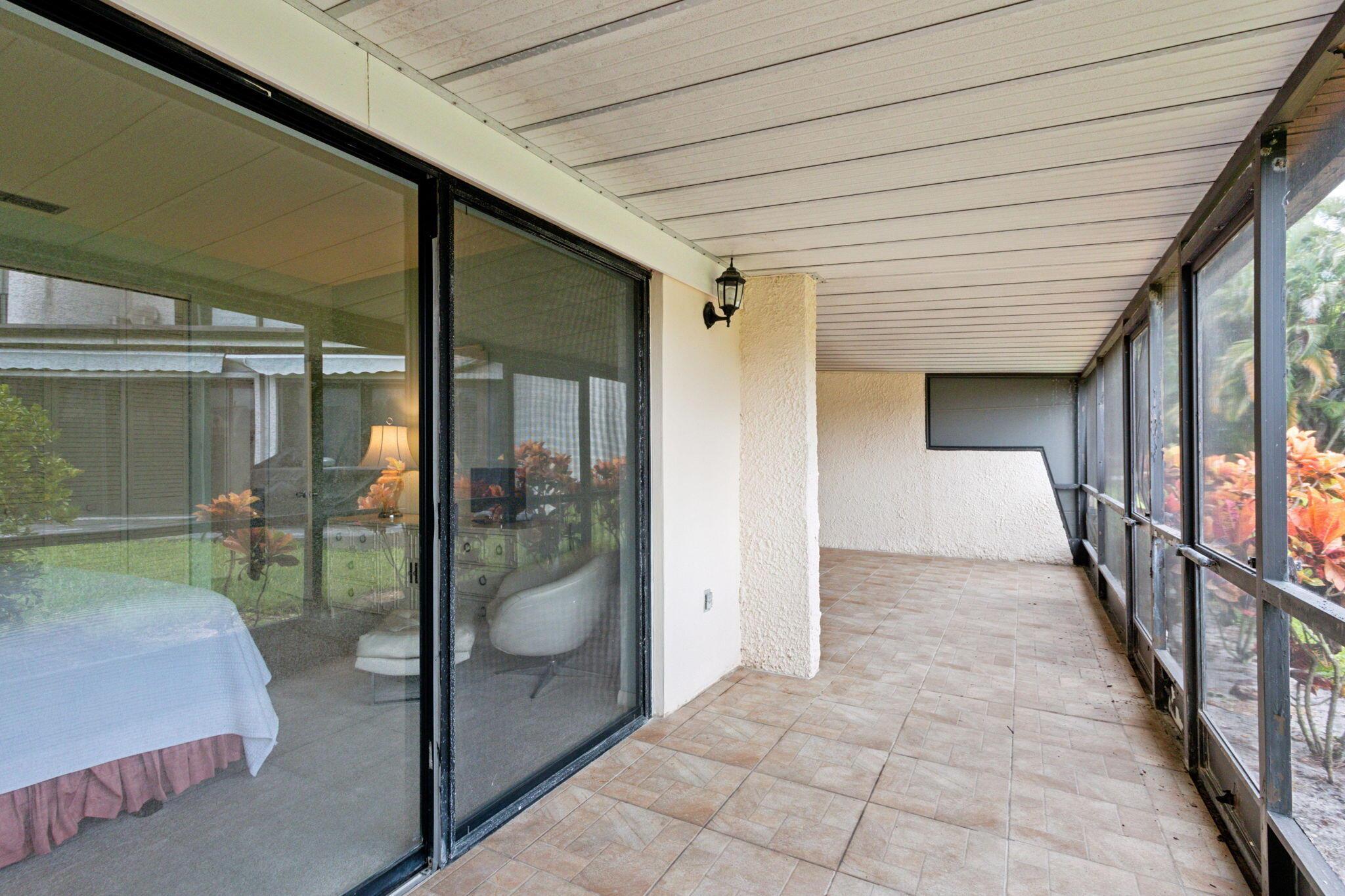 4482 Fountains Drive 4482