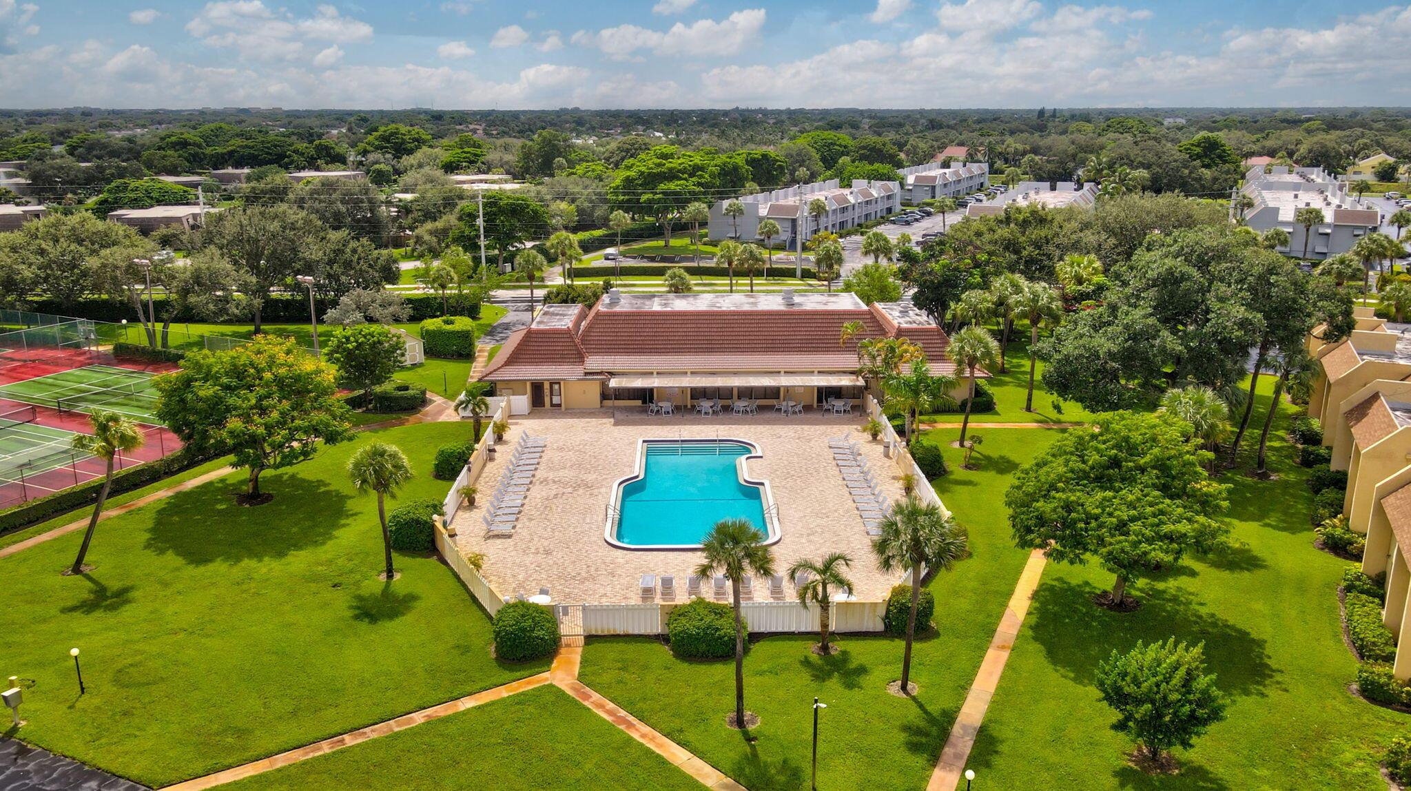 2825 SW 22nd Avenue 2010