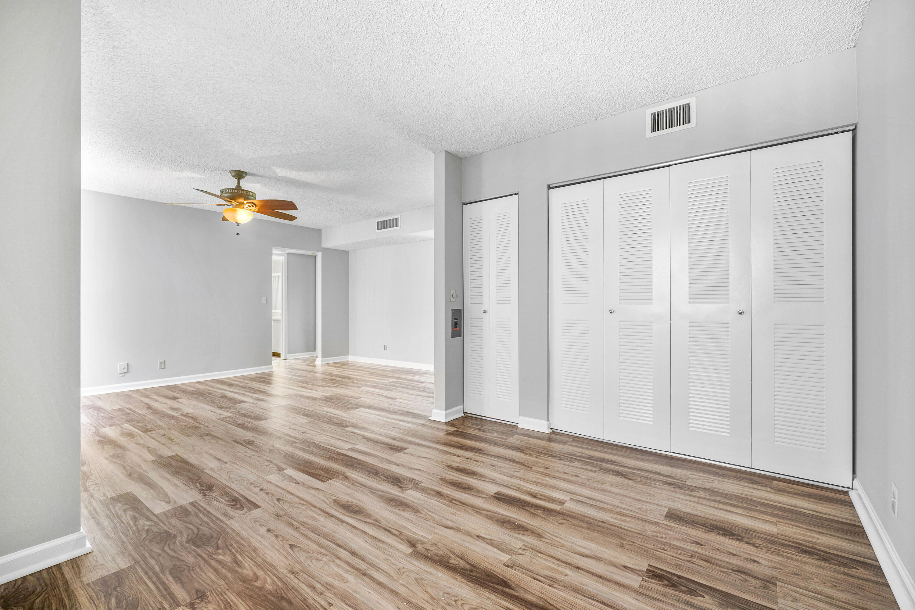 5100 Las Verdes Circle 207