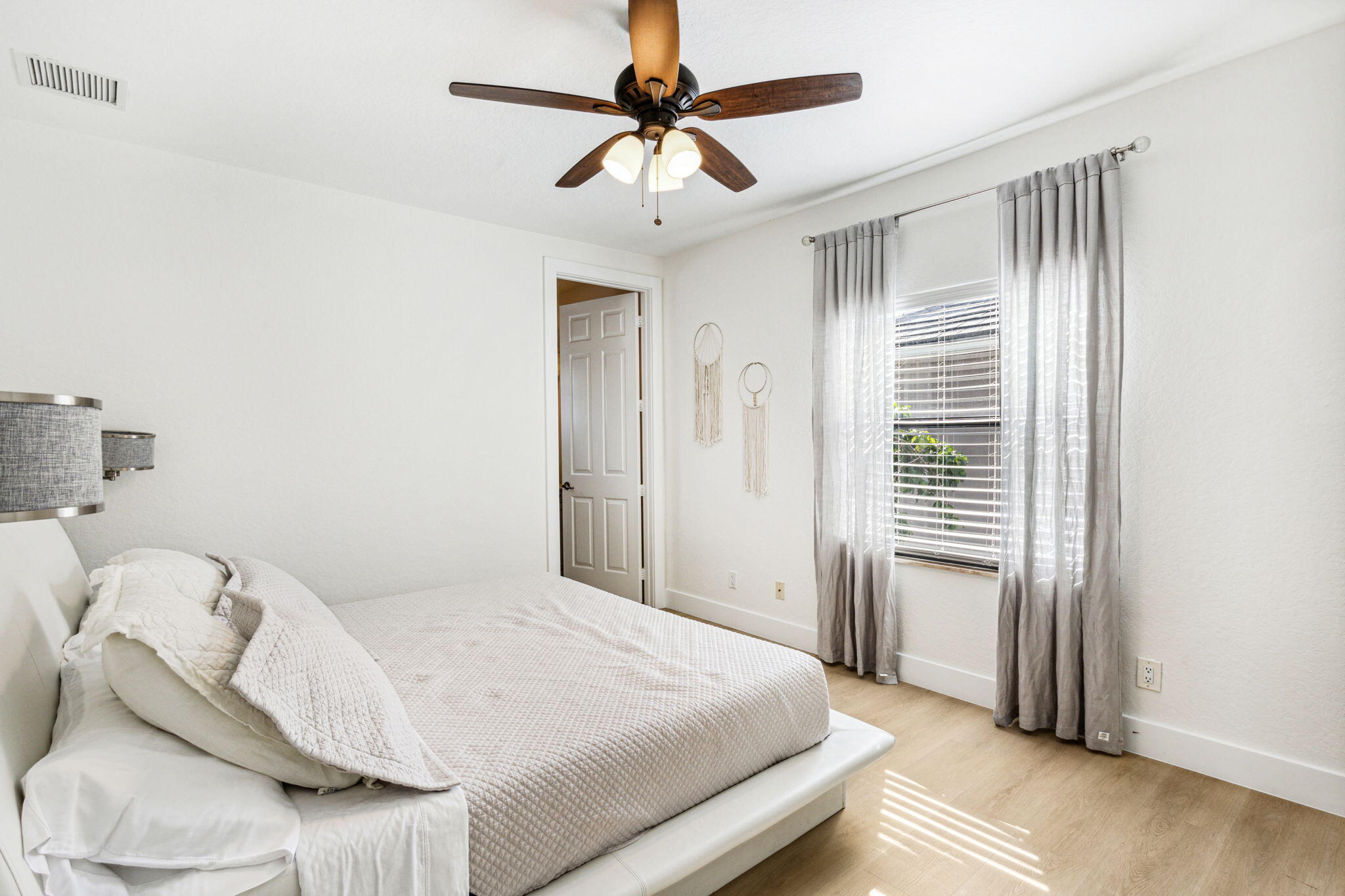 9354 Equus Circle