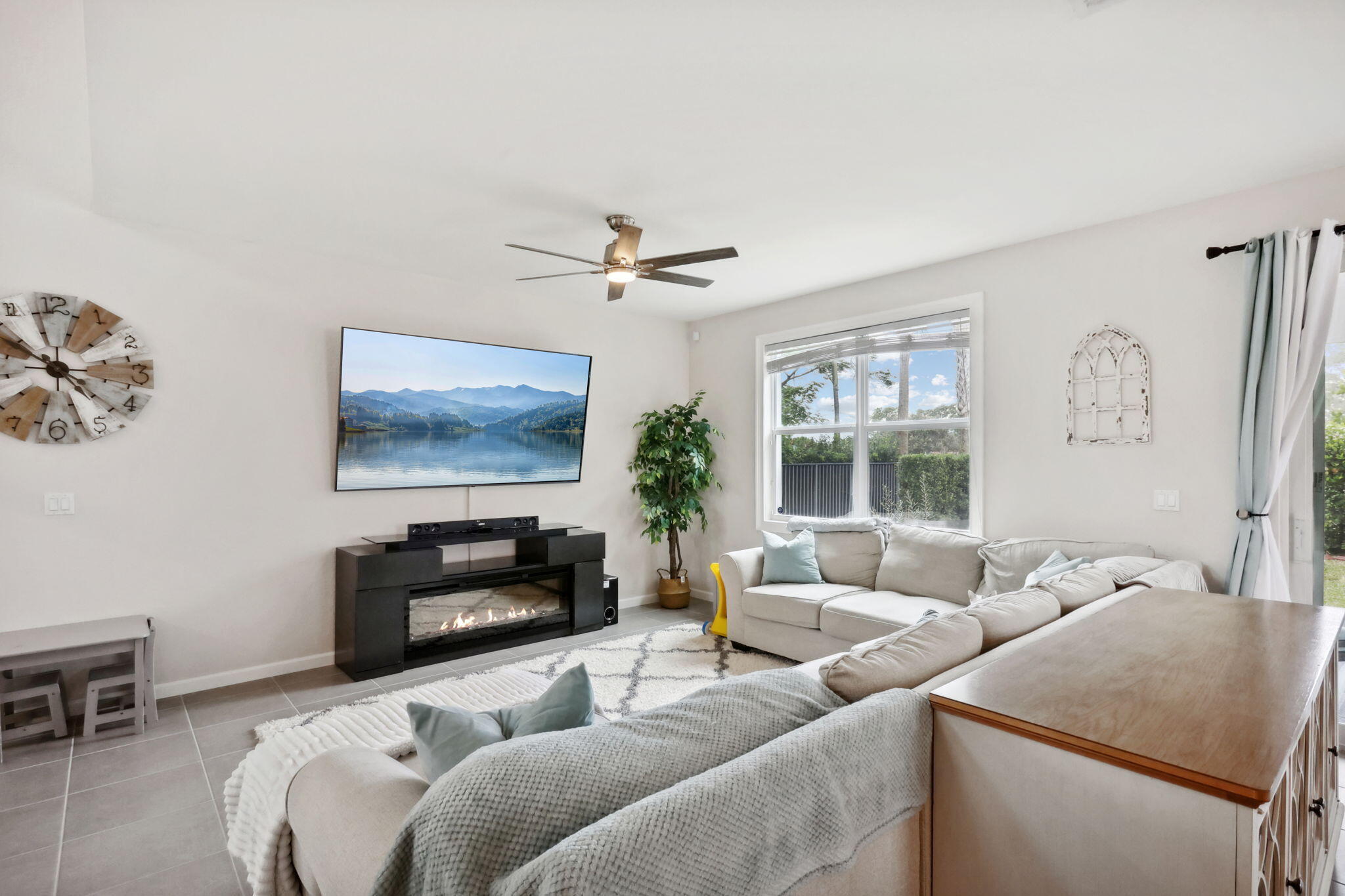 6843 Langdon Way