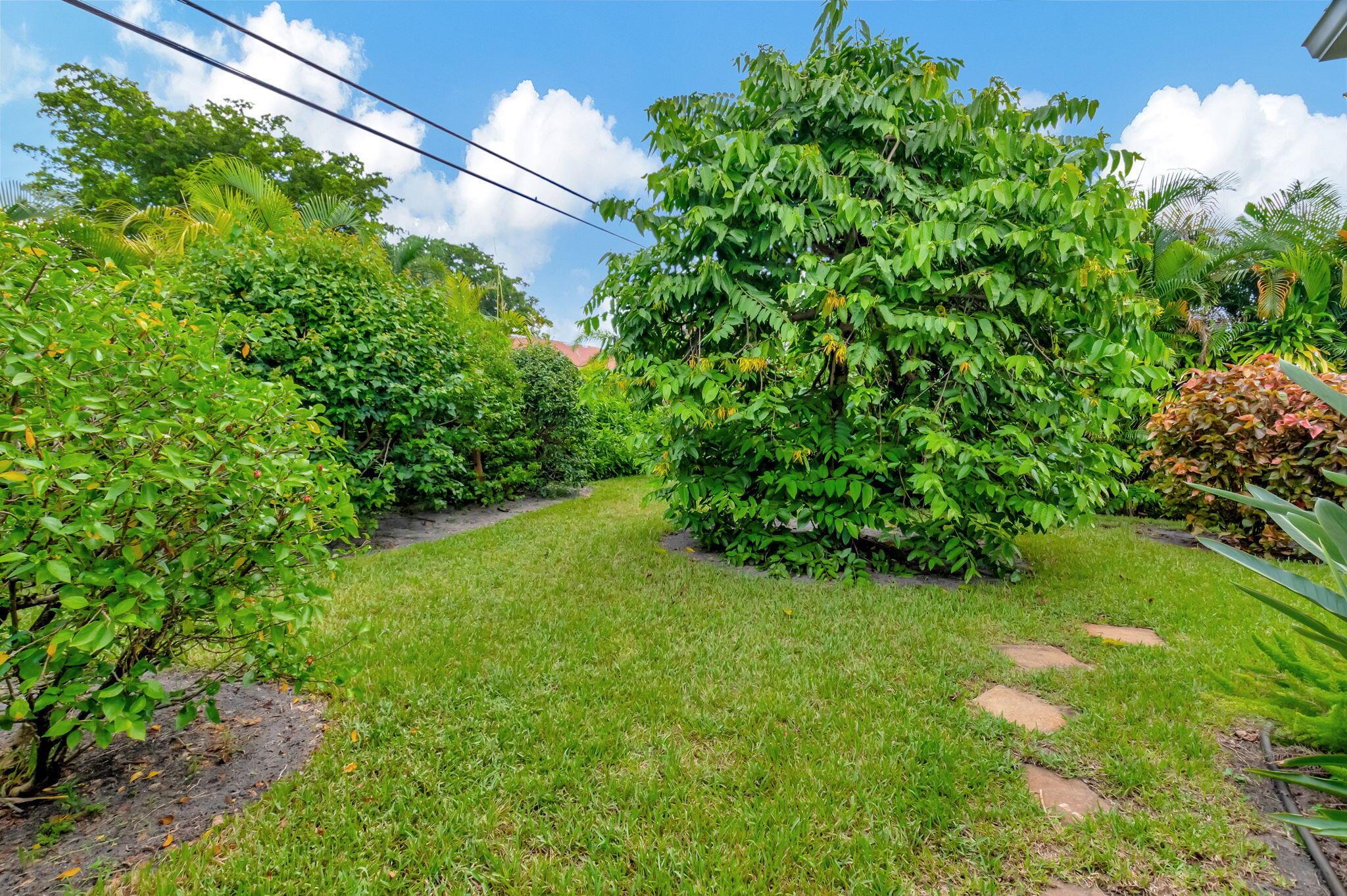 4599 Brady Boulevard