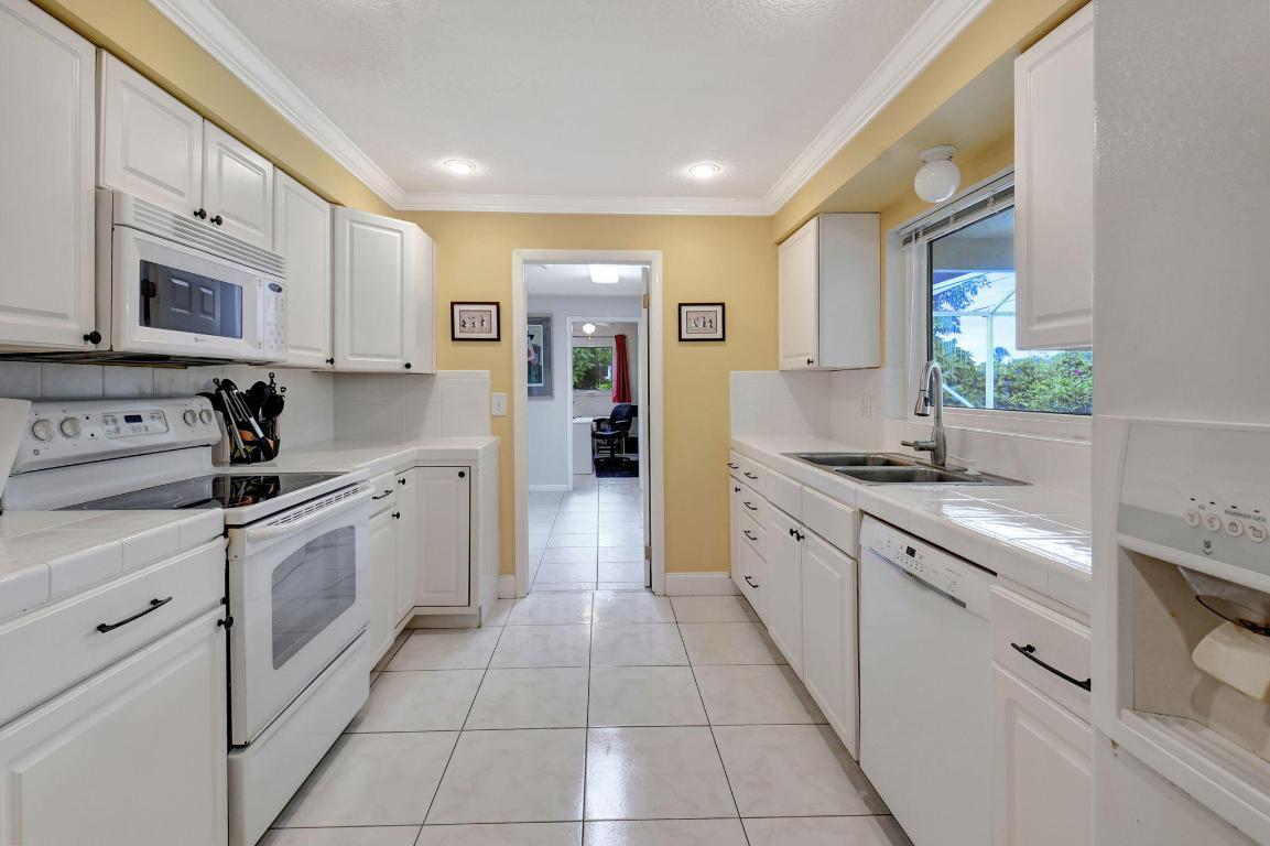 4599 Brady Boulevard