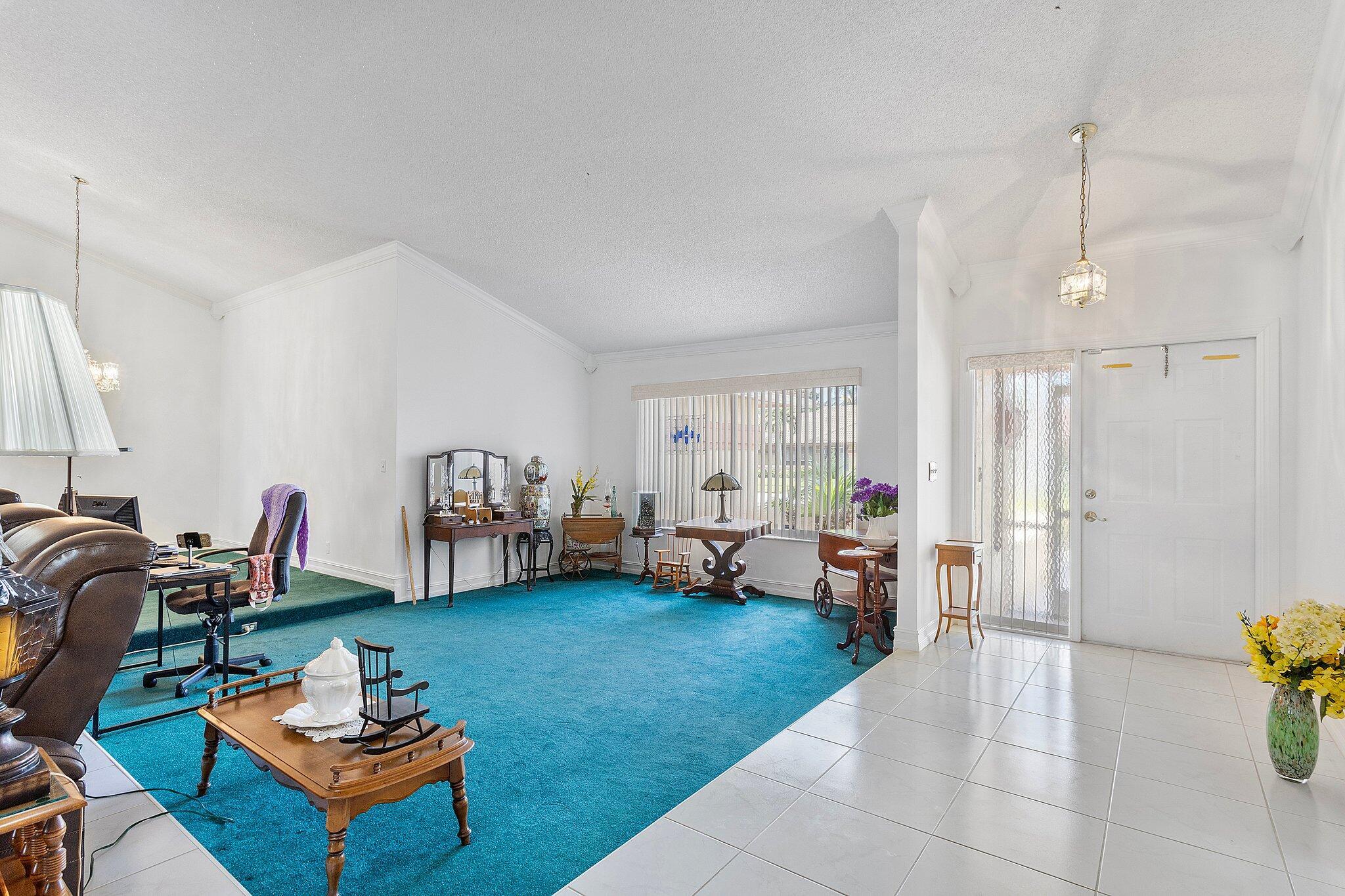 9776 Sun Pointe Drive