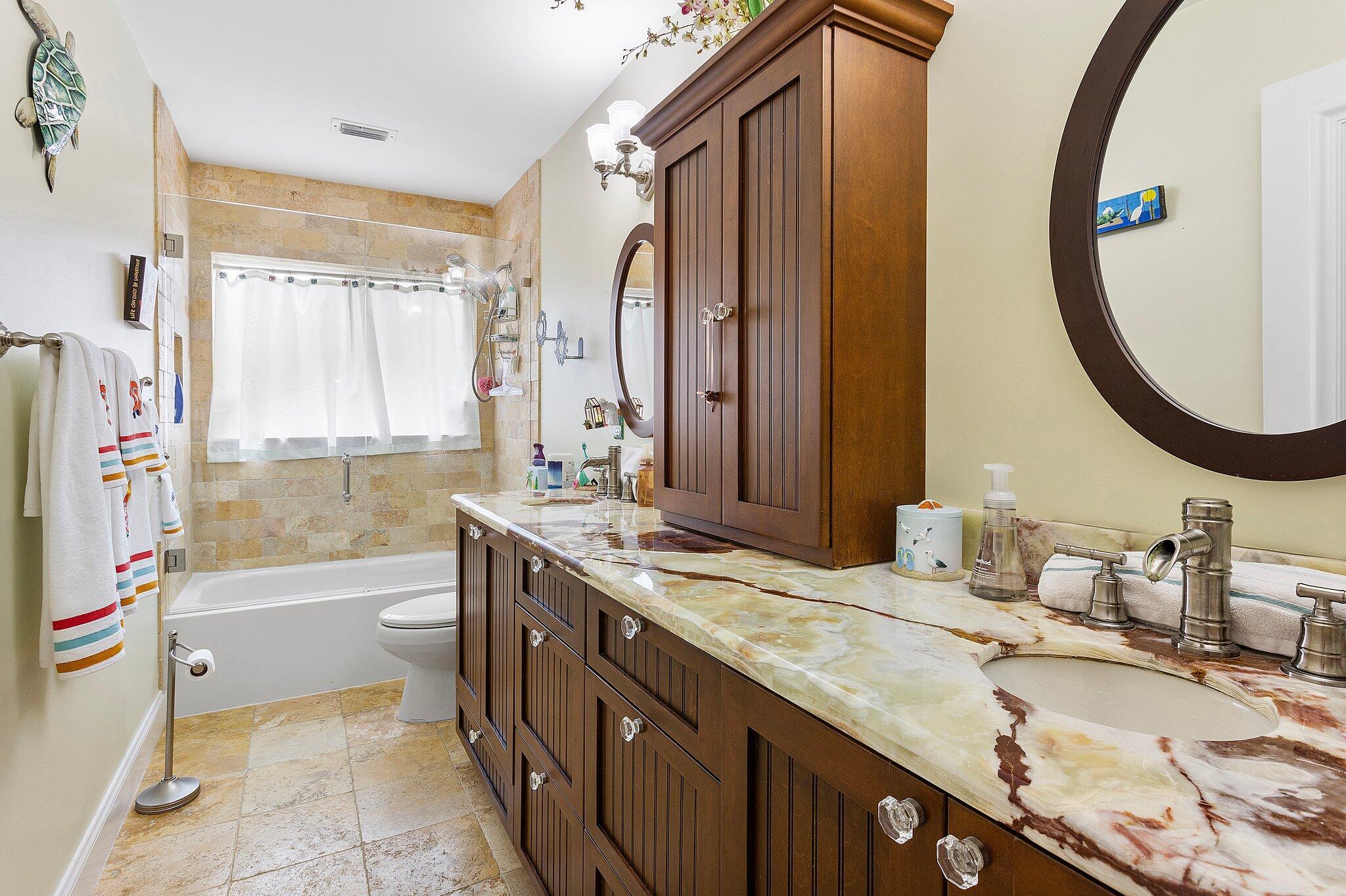 9776 Sun Pointe Drive