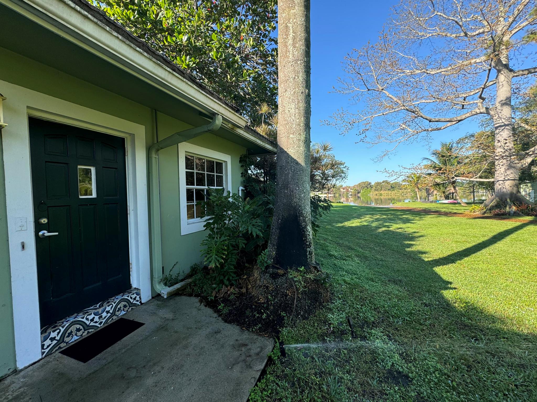 6225 Pine Drive Guest House