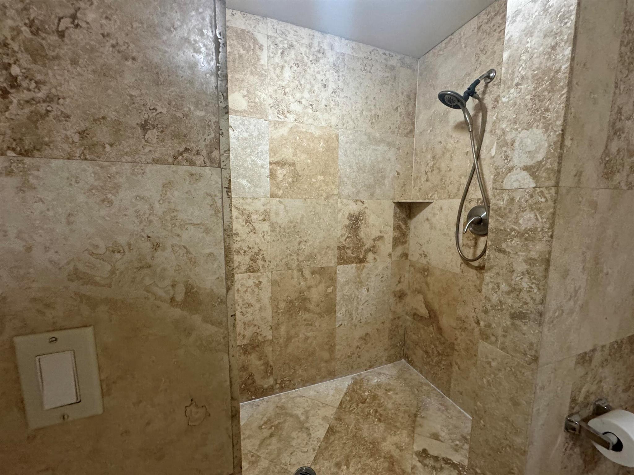 6225 Pine Drive Guest House