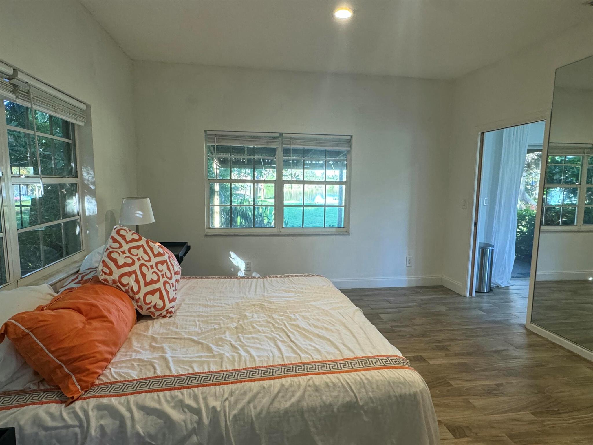 6225 Pine Drive Guest House