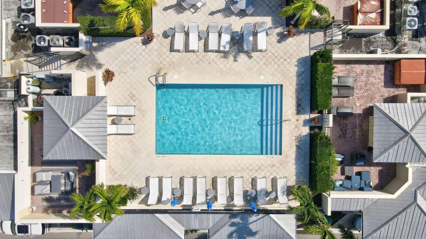 235 NE 1st Street 314