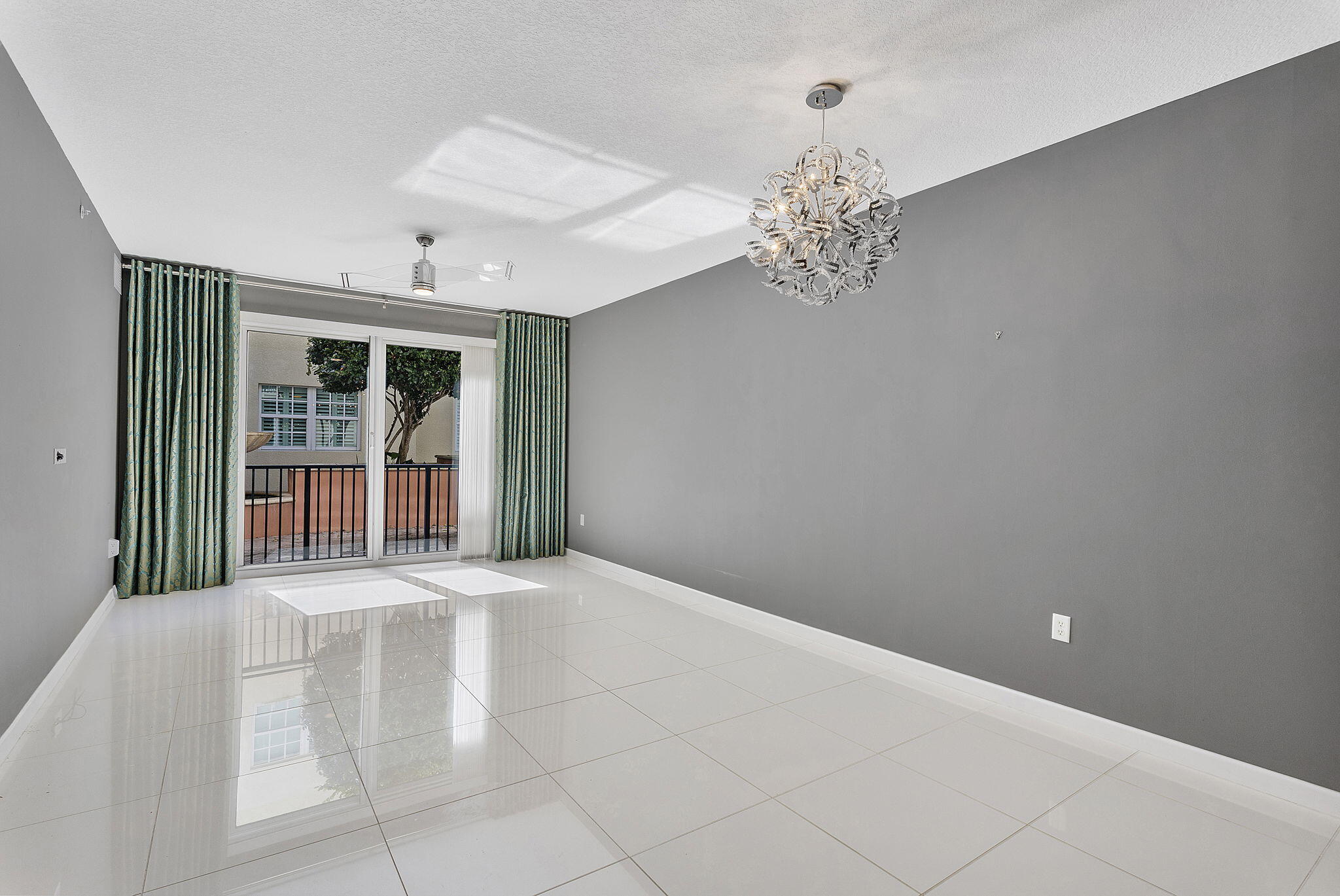 235 NE 1st Street 314