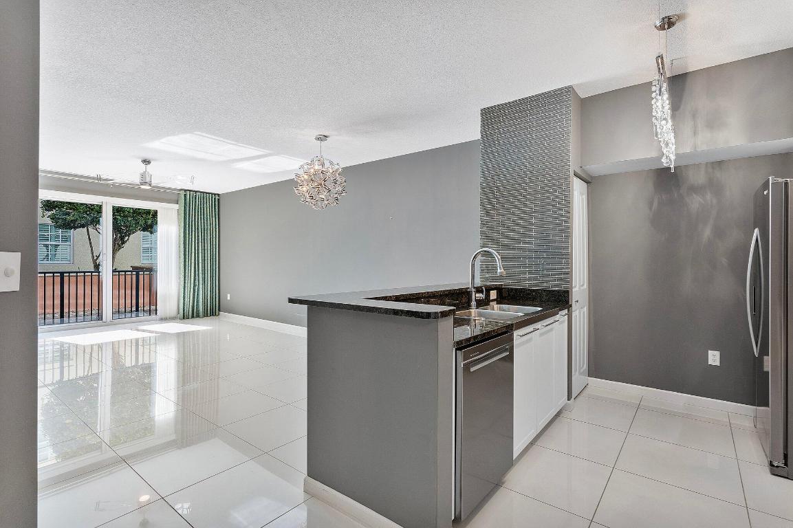 235 NE 1st Street 314