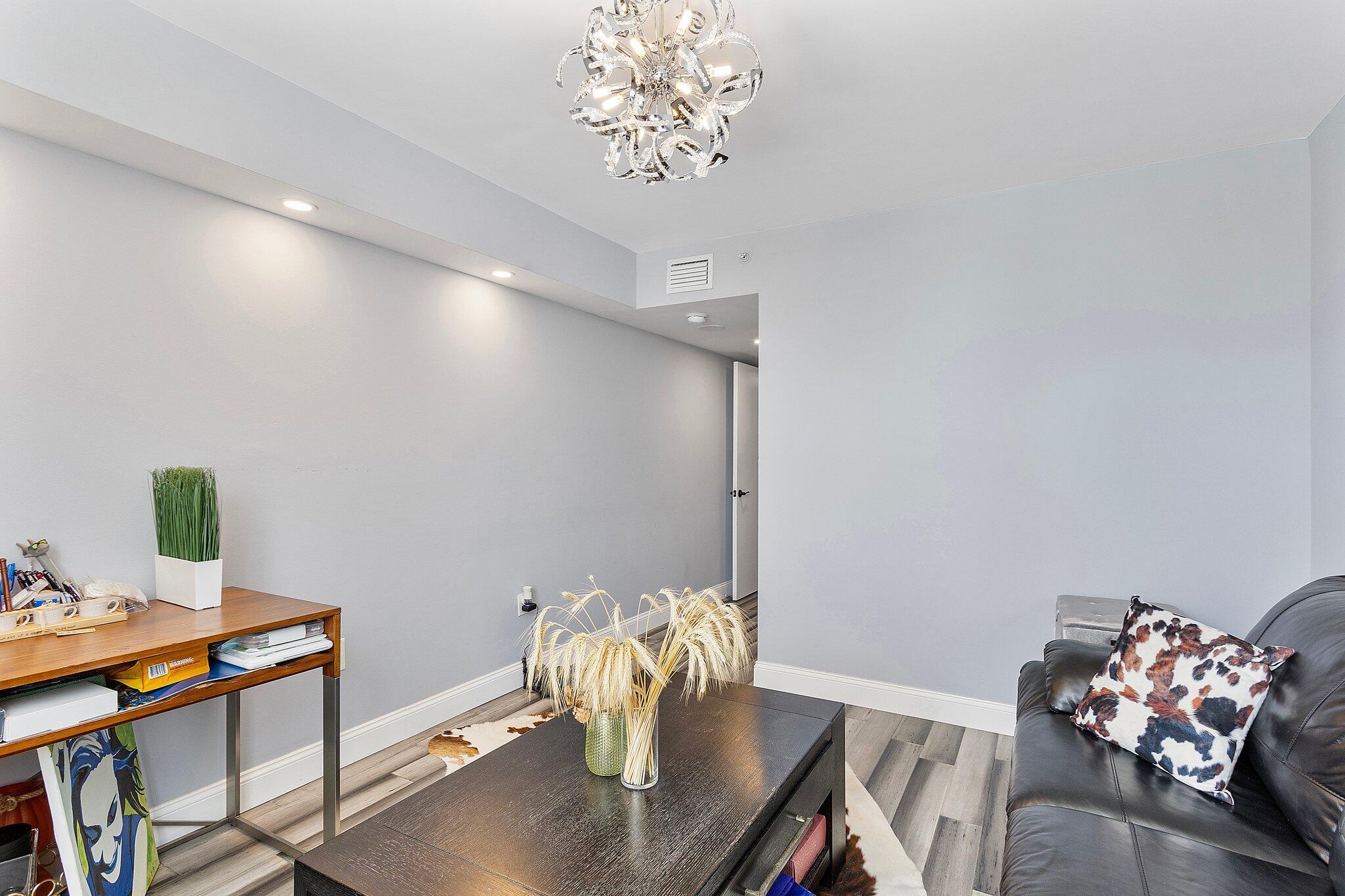 520 SE 5th Avenue 1305