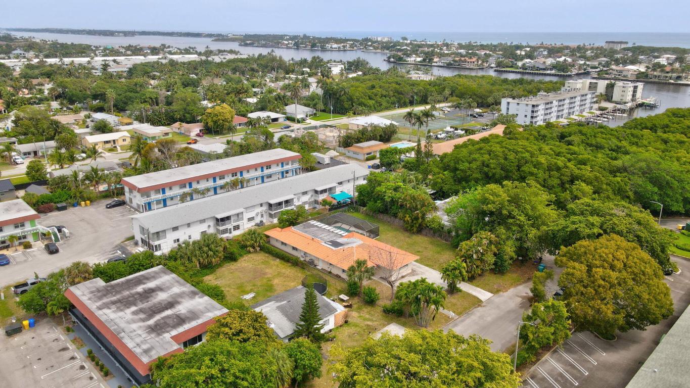 633/641 NE 6th Avenue