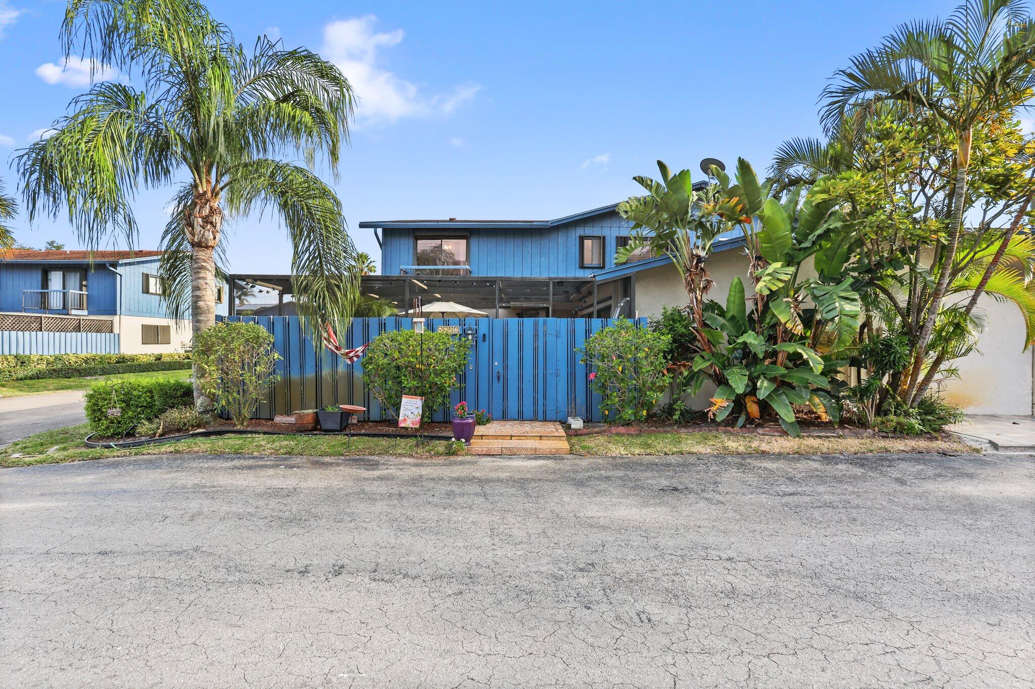 4652 Holly Lake Drive