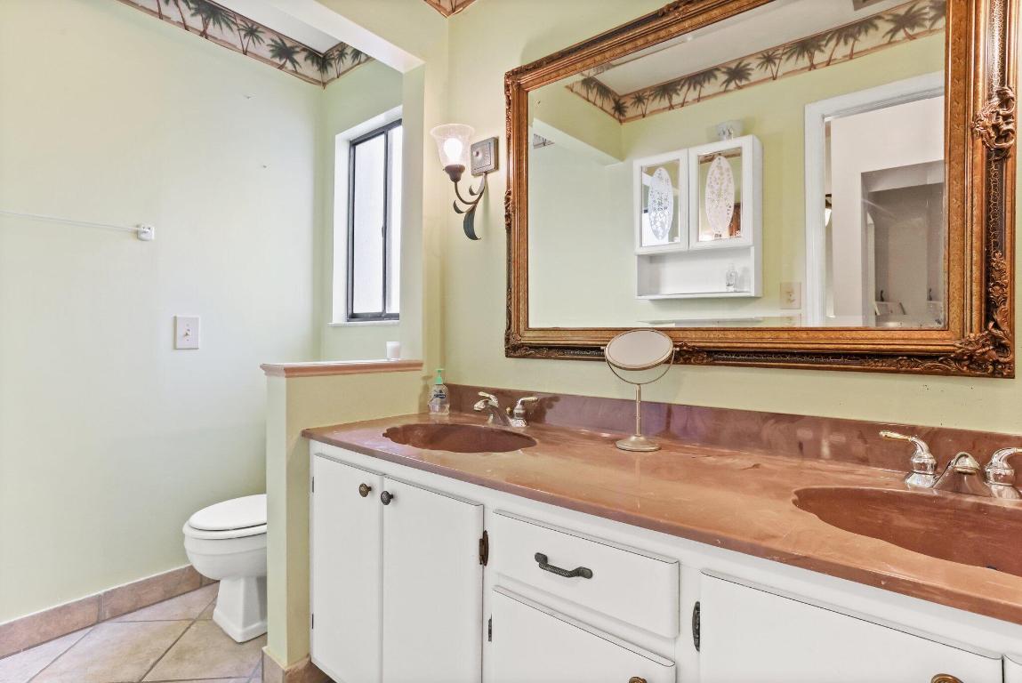 4652 Holly Lake Drive