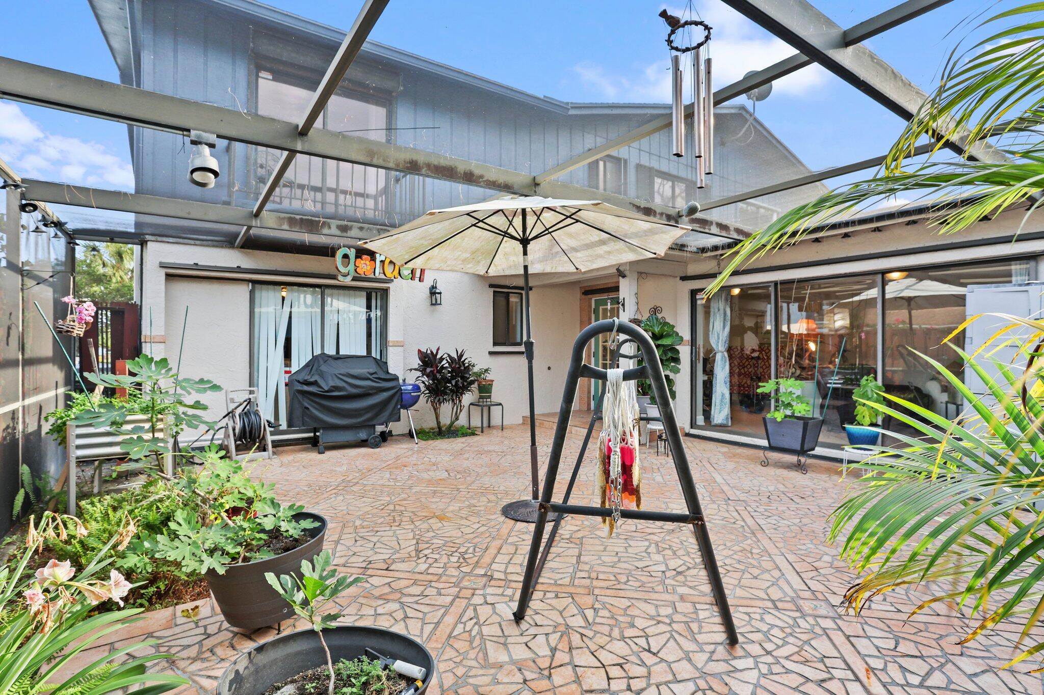 4652 Holly Lake Drive