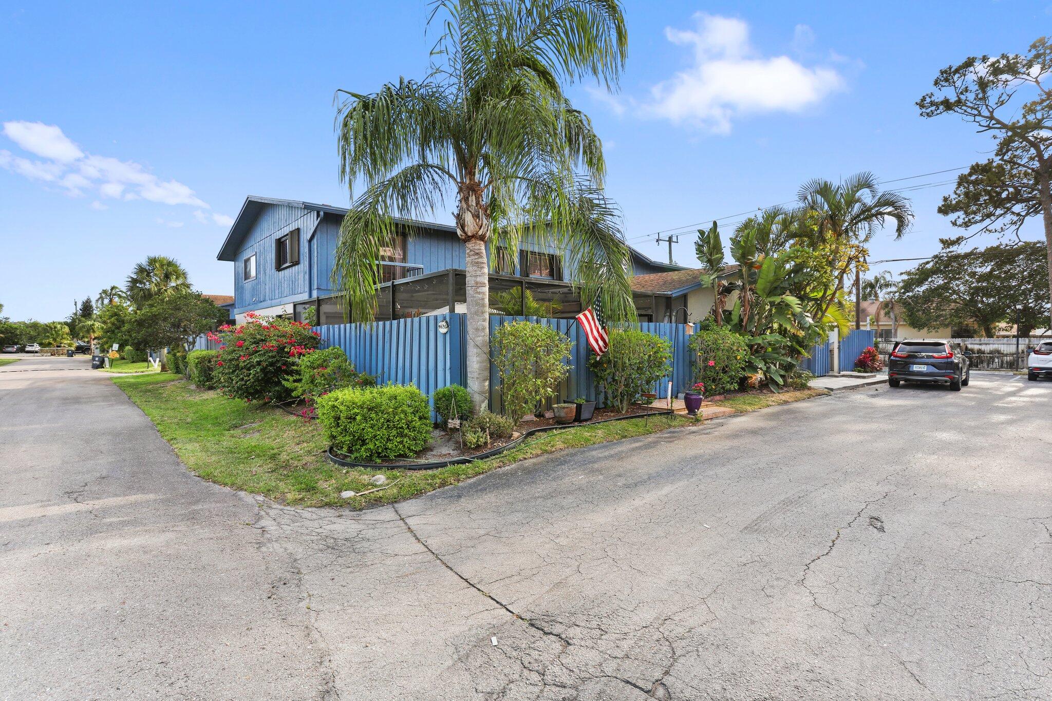 4652 Holly Lake Drive