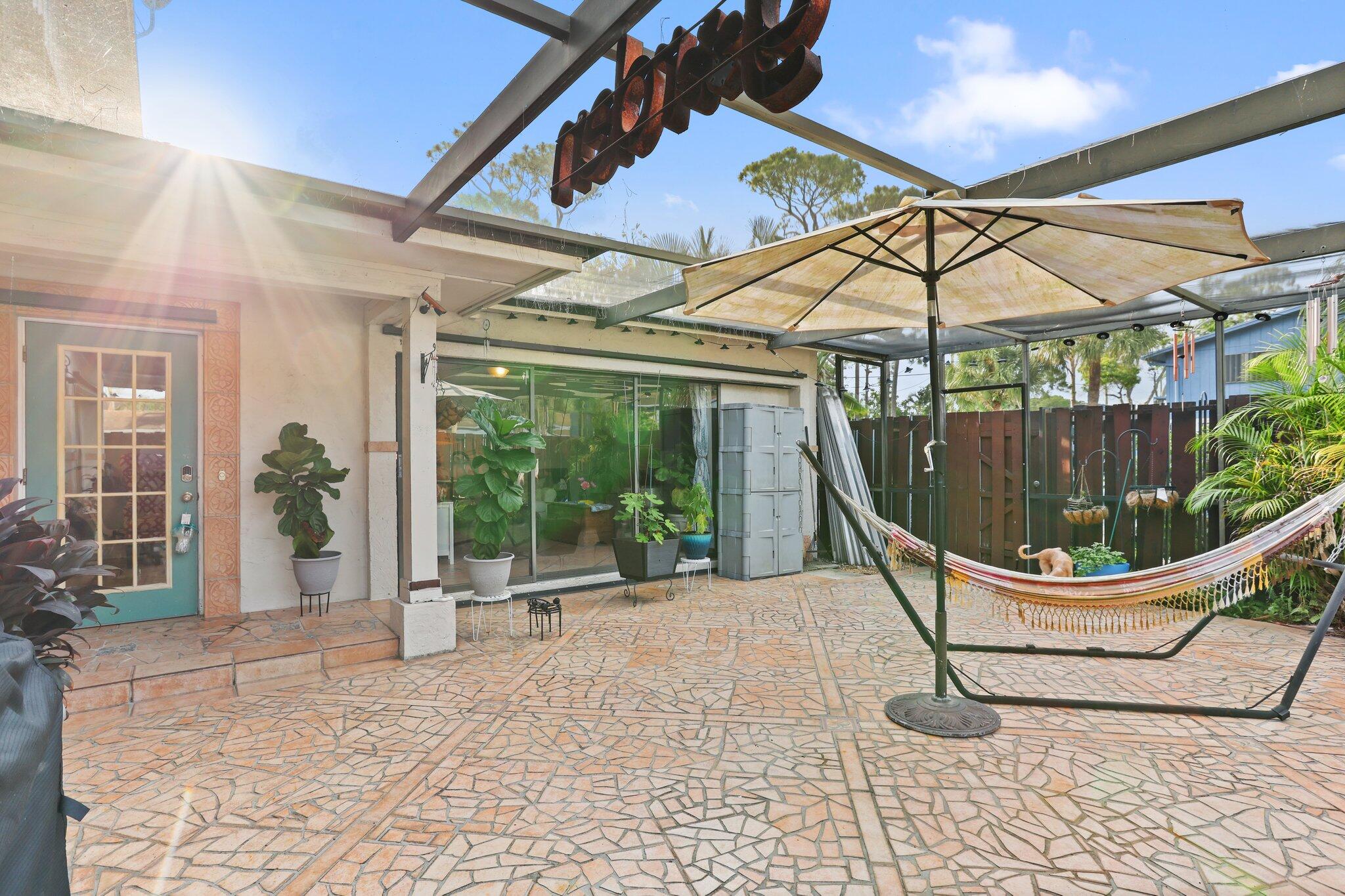 4652 Holly Lake Drive