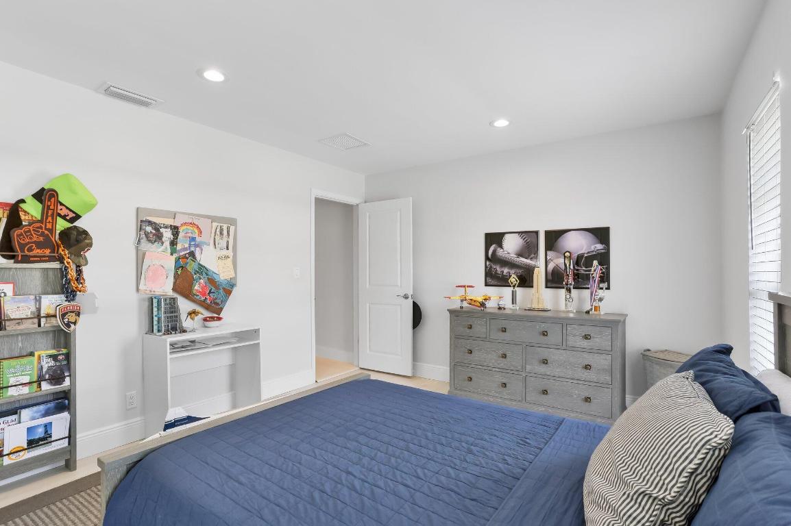 10194 Harbourtown Court