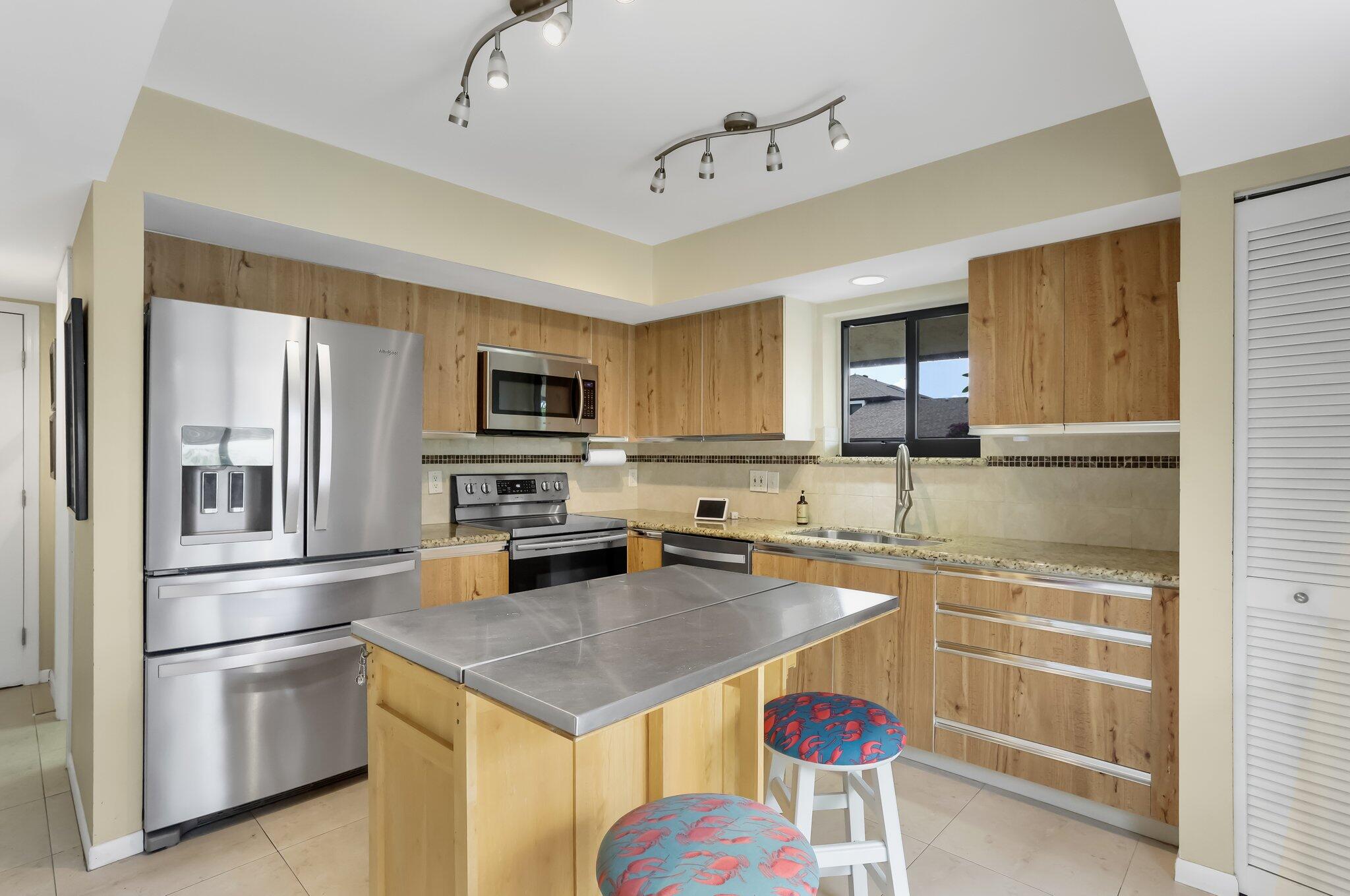 368 SW 29th Avenue