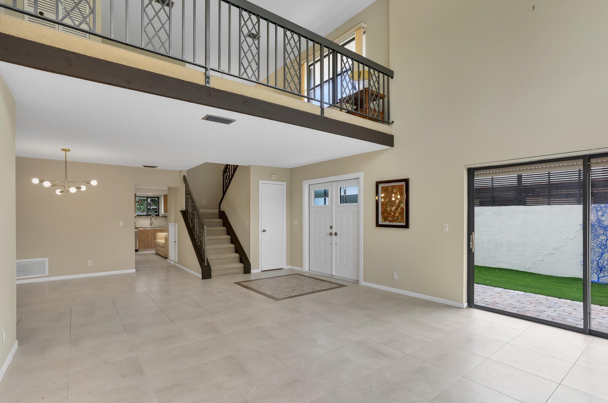 368 SW 29th Avenue