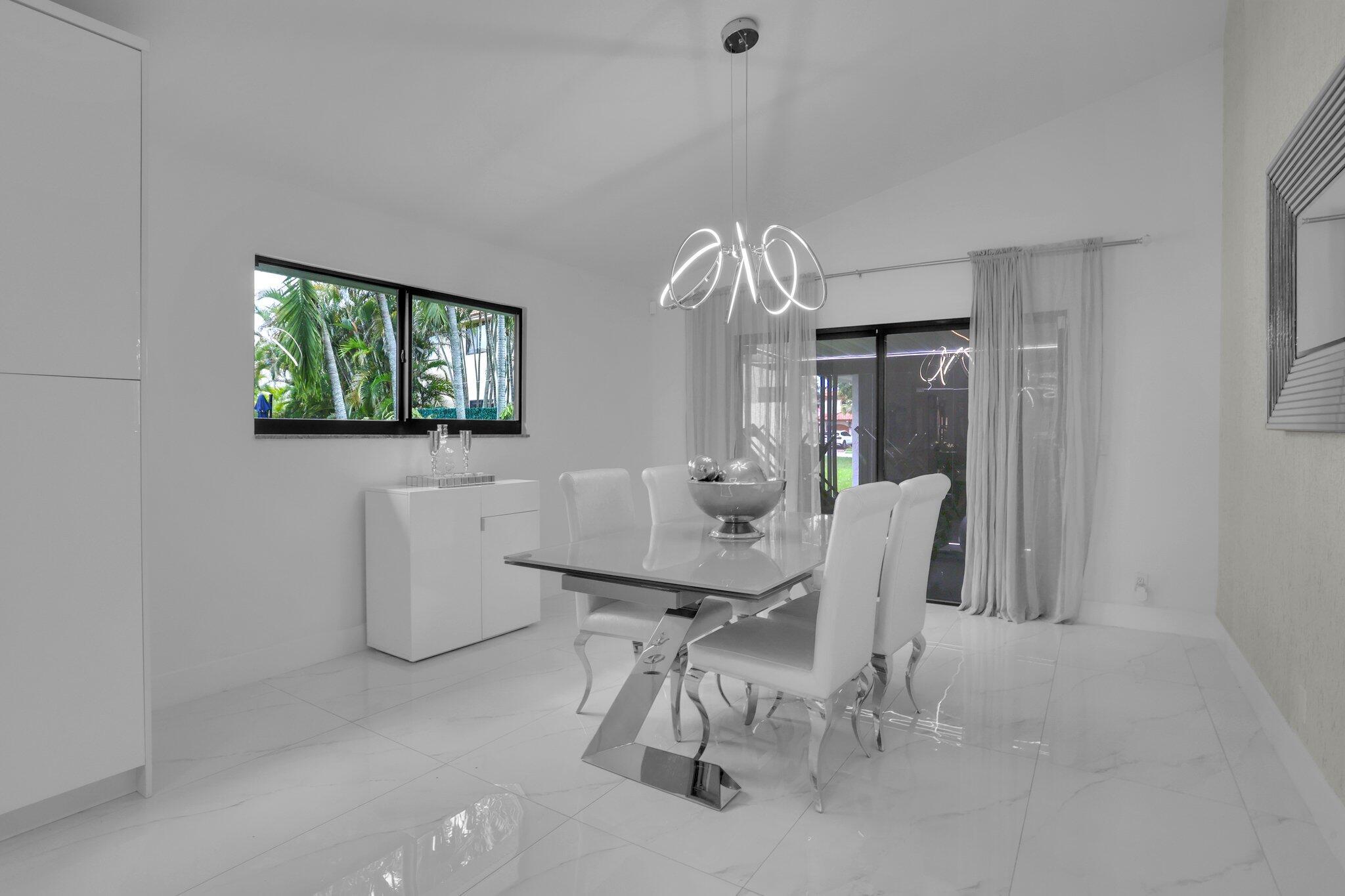 469 NW 38th Avenue