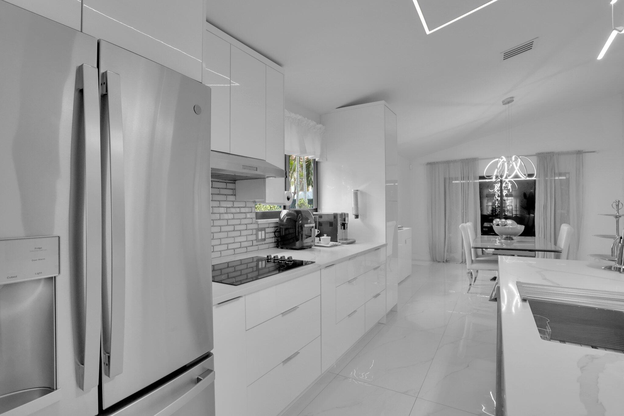 469 NW 38th Avenue