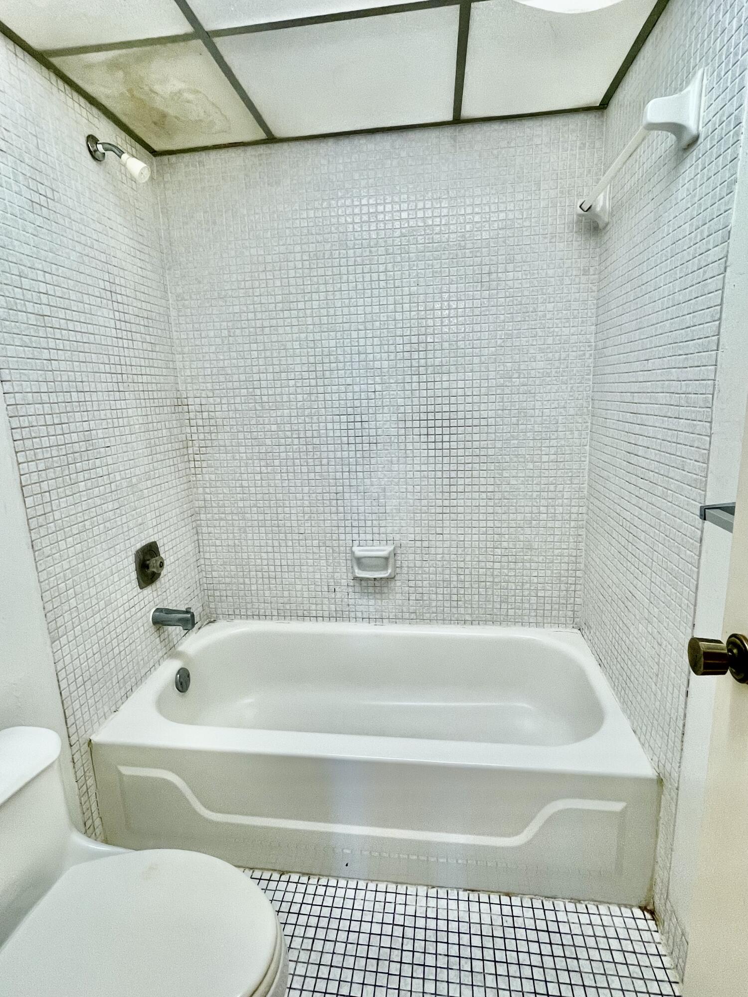 6451 N University Drive 107